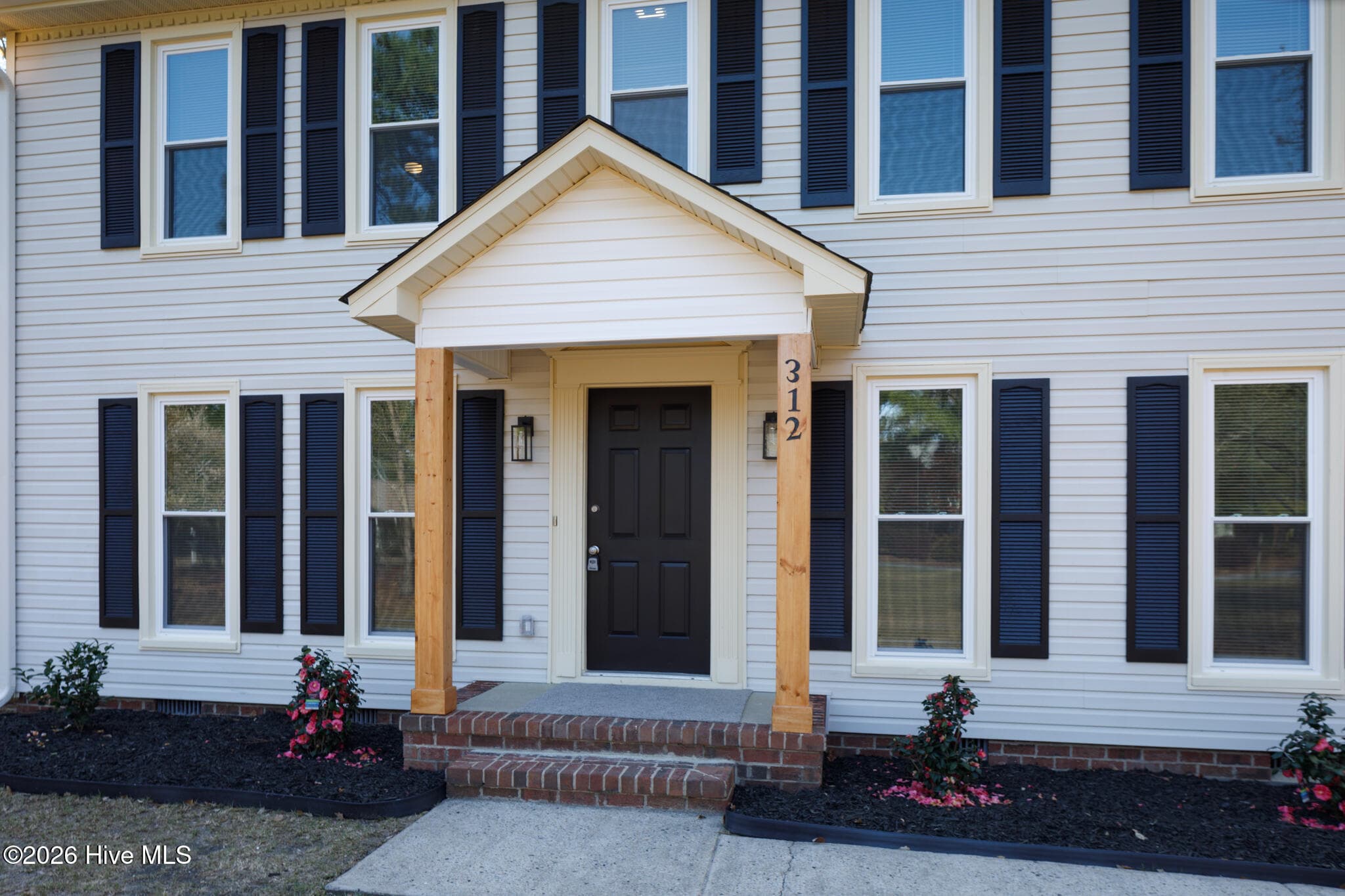 312 Edinboro Drive, Southern Pines, NC 28387