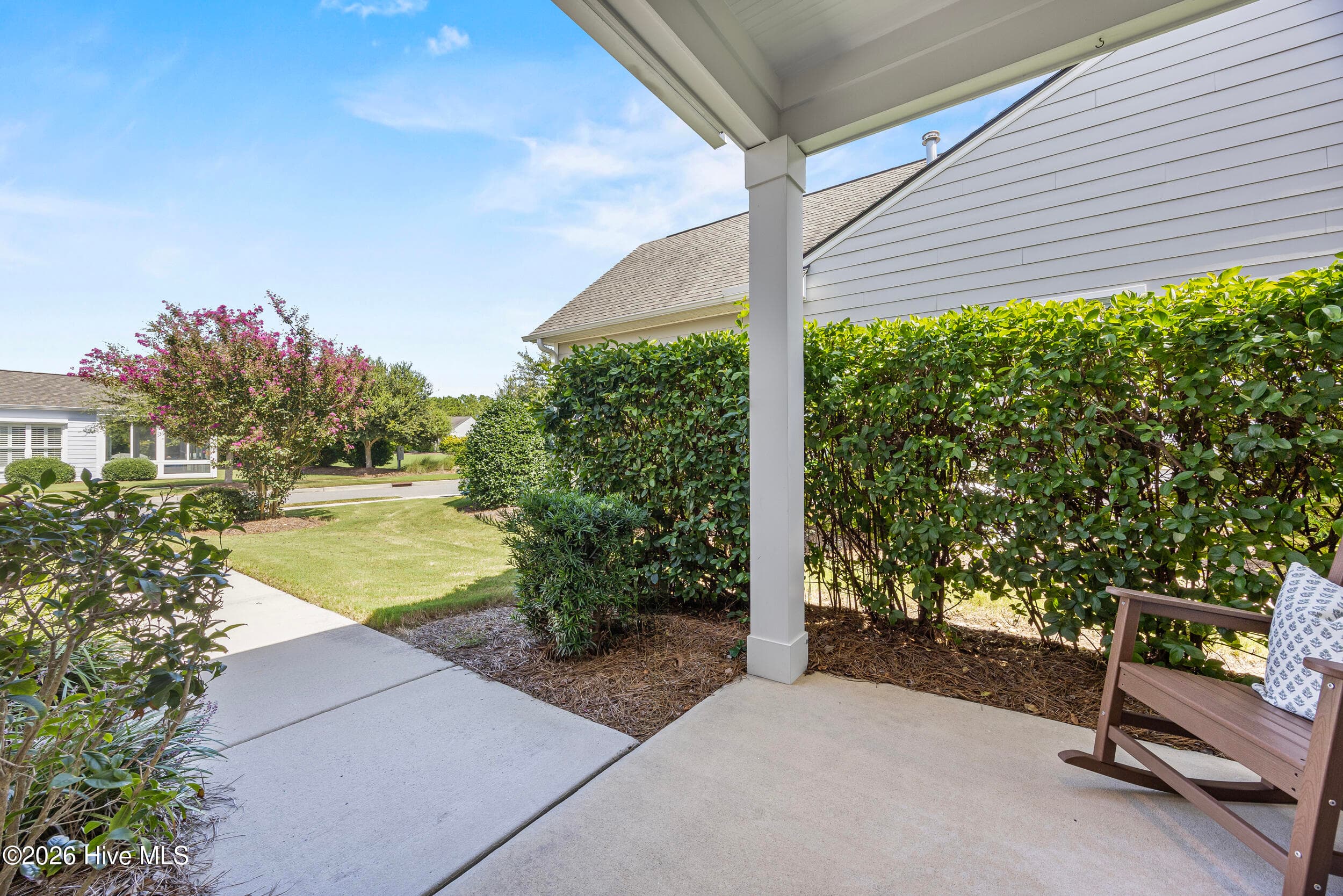 Single Family Residence at 3708 Old Sand Mine Drive, Wilmington, NC 28412, photo 5 of 43