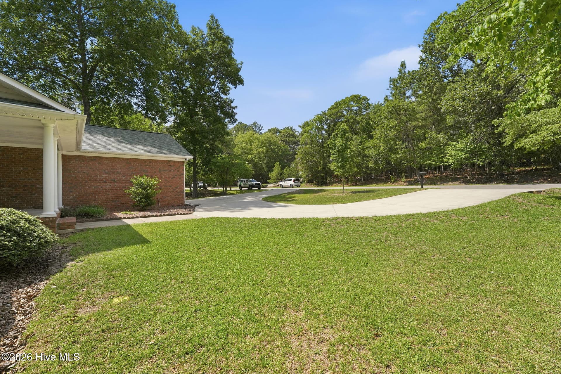 Single Family Residence at 2 Ash Court, Pinehurst, NC 28374, photo 11 of 61