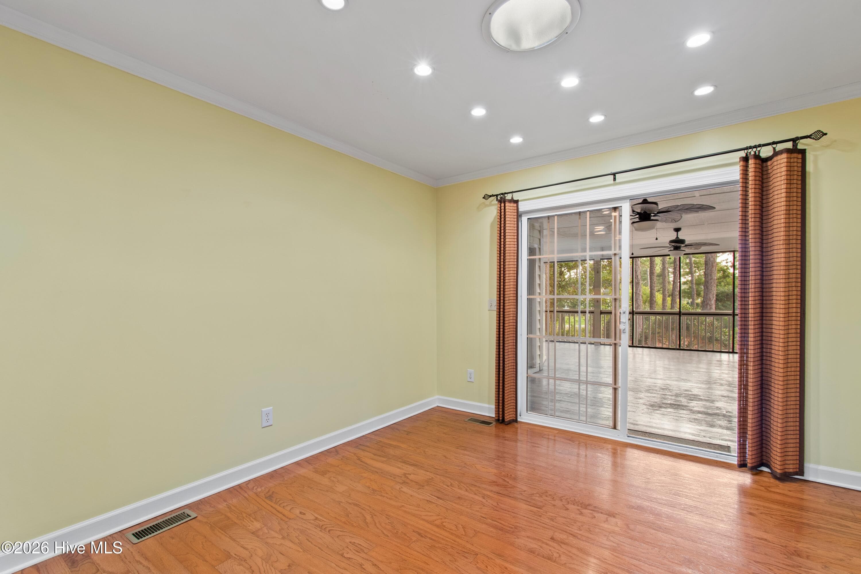 Single Family Residence at 3961 Members Club Boulevard, Southport, NC 28461, Southport, photo 2 of 4