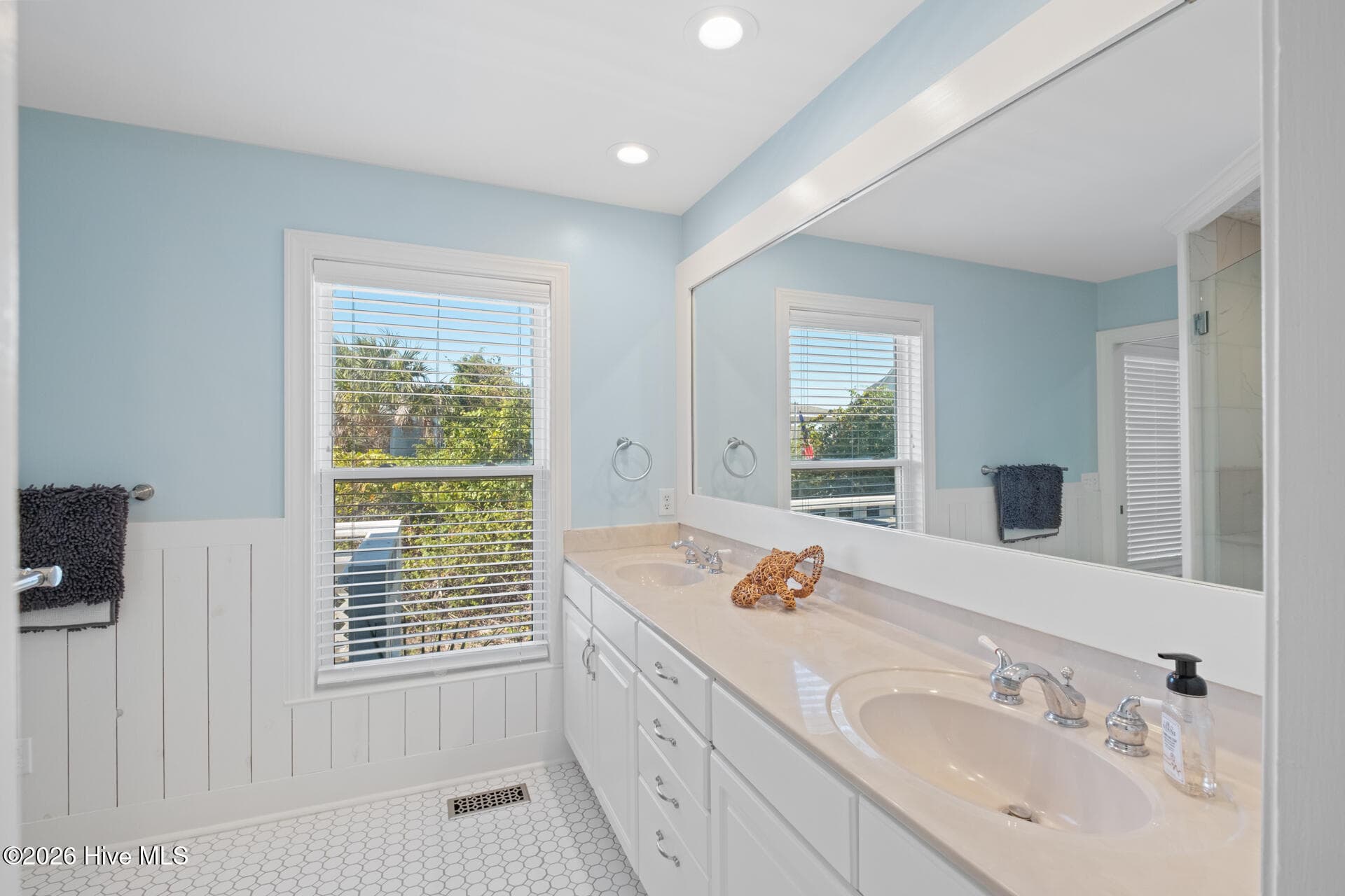 Single Family Residence at 16 Waterthrush Court, Bald Head Island, NC 28461, photo 33 of 75