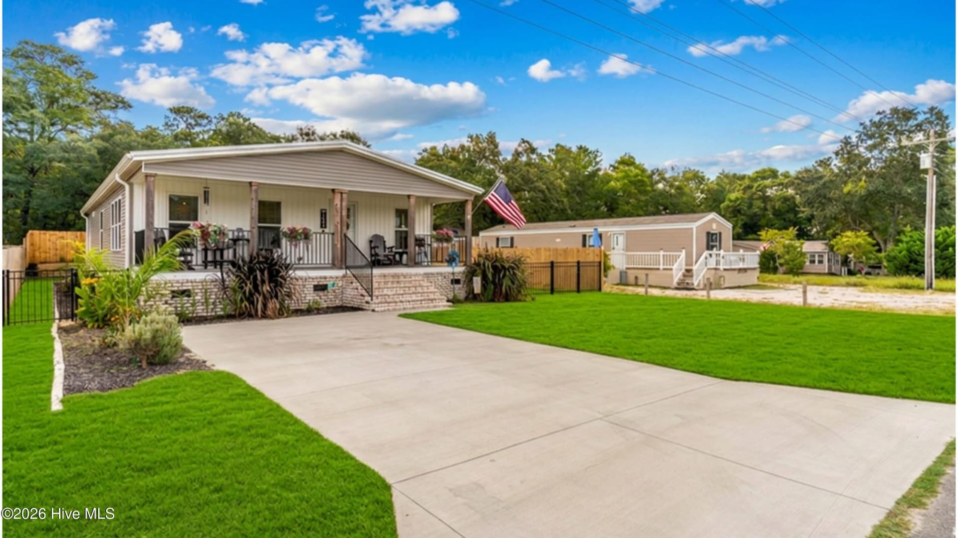 Manufactured Home at 2192 W Tanglewood Drive SW, Supply, NC 28462