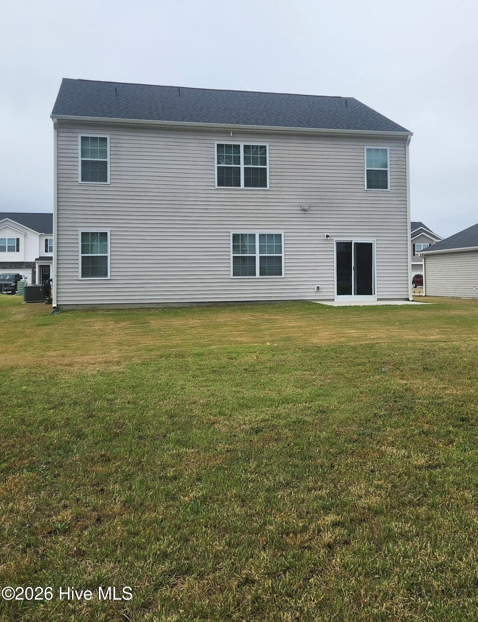 Single Family Residence at 1187 Queensland Lane, Ayden, NC 28513, photo 4 of 11
