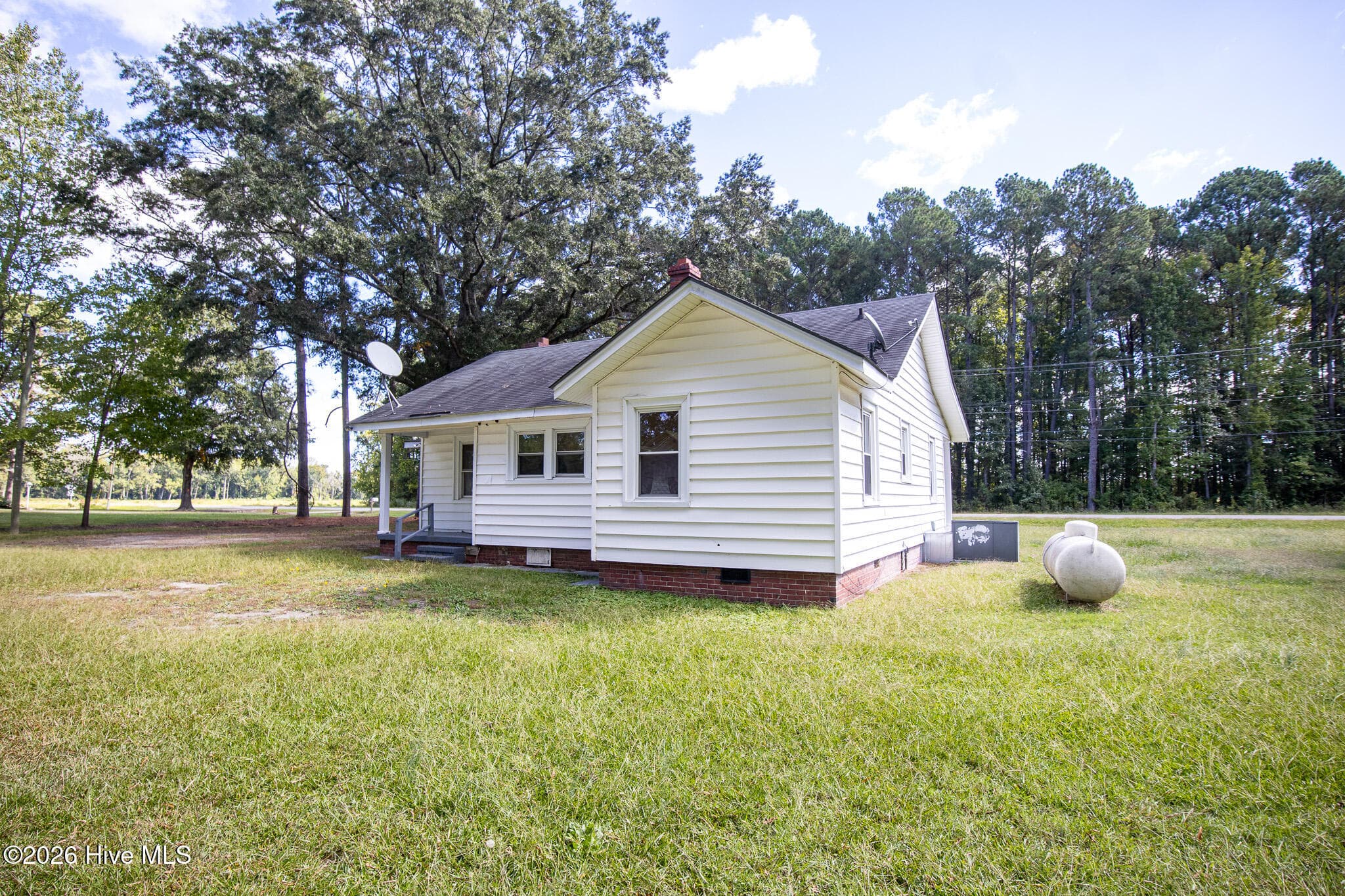 Single Family Residence at 8734 Carolina 48, Whitakers, NC 27891, photo 16 of 17