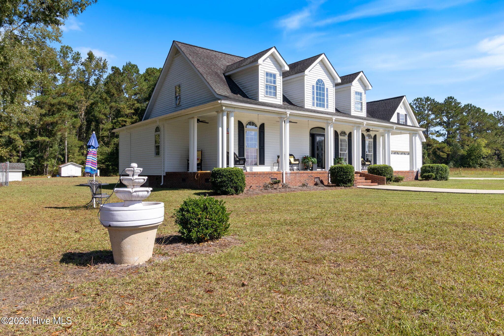 Single Family Residence at 549 Sassafras Road, Bladenboro, NC 28320, photo 9 of 56