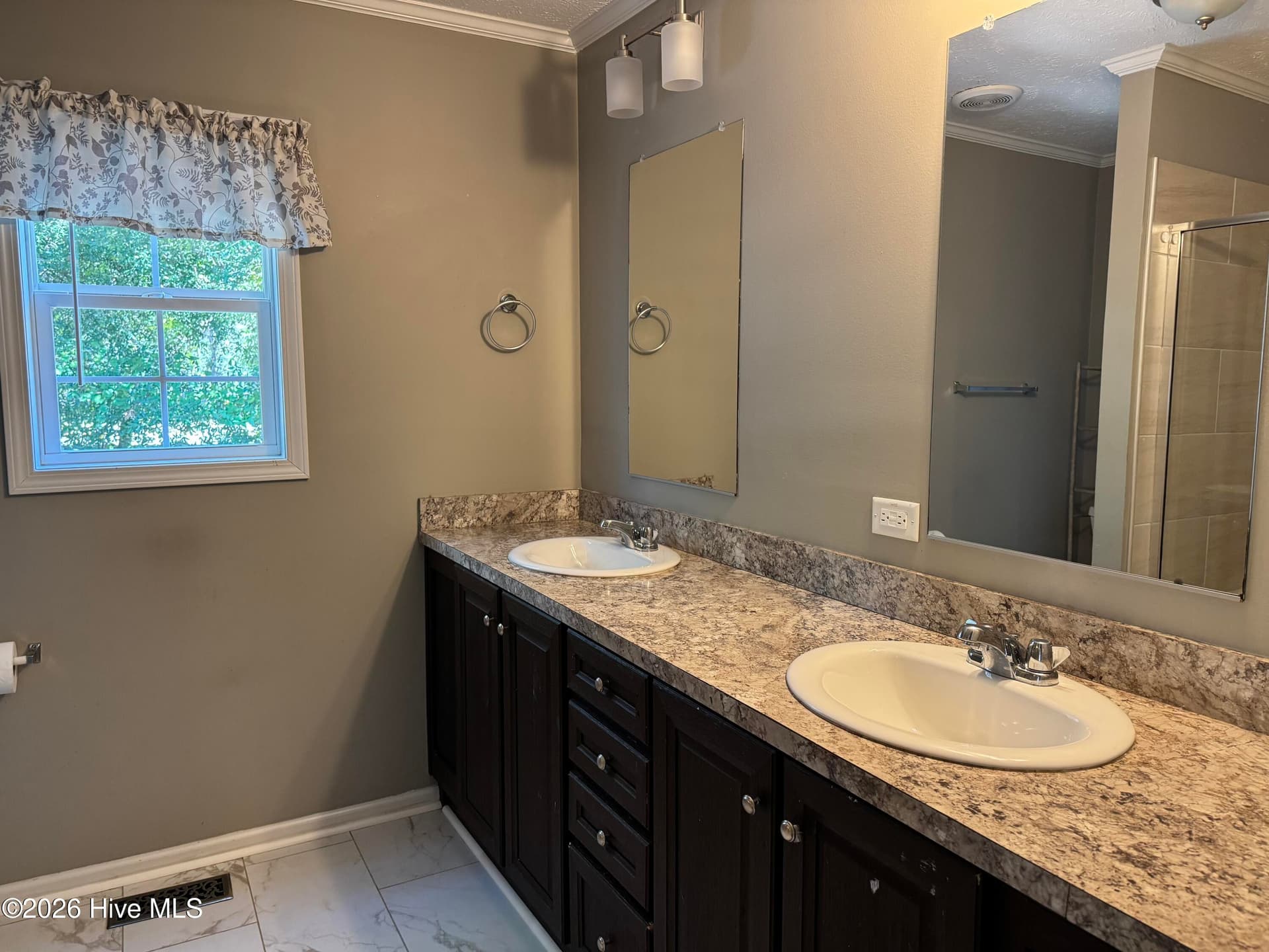 Manufactured Home at 3474 Tarpon Court SE, Bolivia, NC 28422, photo 13 of 24