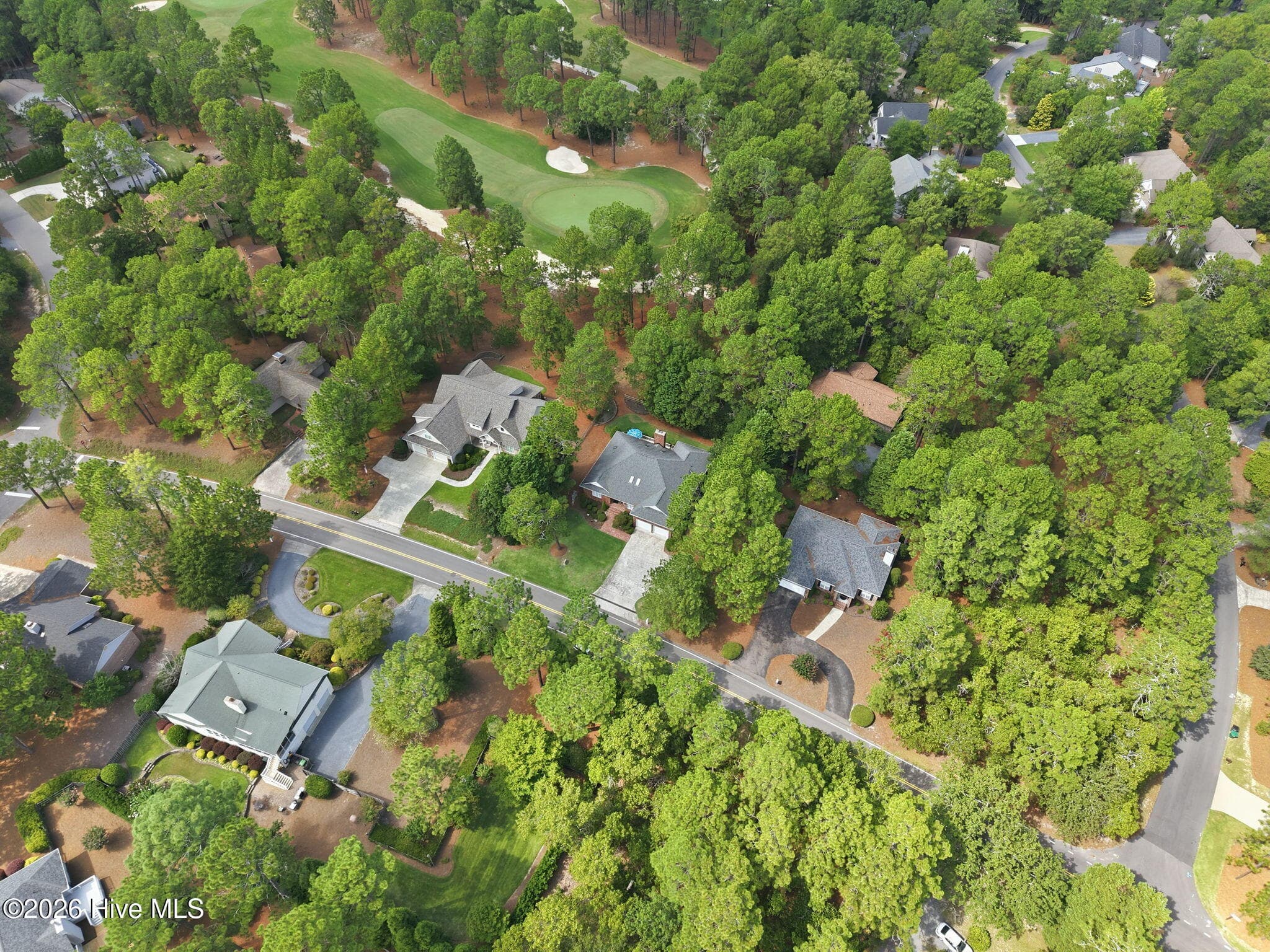 Single Family Residence at 885 Monticello Drive, Pinehurst, NC 28374, photo 12 of 51