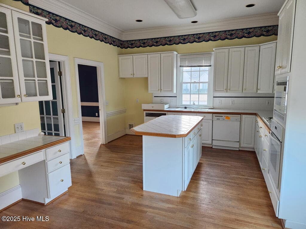 Single Family Residence at 109 Foxcroft Lane, Winterville, NC 28590, photo 20 of 65
