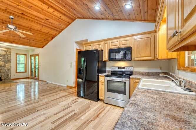 Single Family Residence at 73 Sargent Drive, Murphy, NC 28906, photo 17 of 49