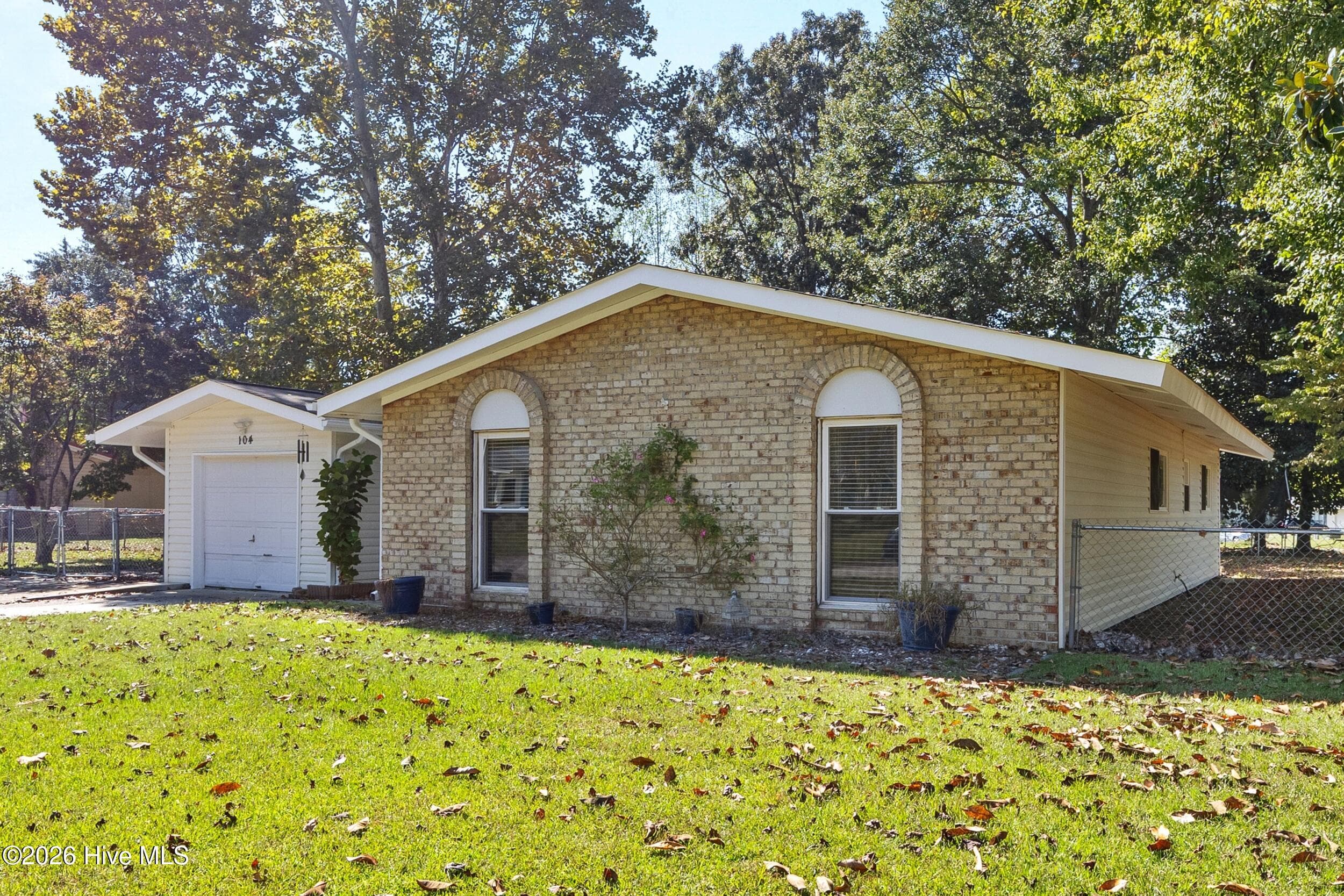 Single Family Residence at 104 Allison Lane, Jacksonville, NC 28540, photo 2 of 39