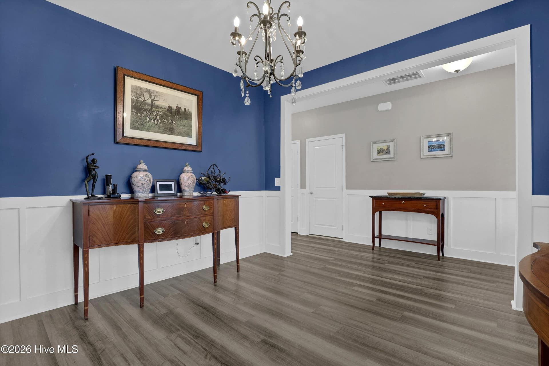 Single Family Residence at 111 Colonial Heights Drive, Hampstead, NC 28443, photo 6 of 31