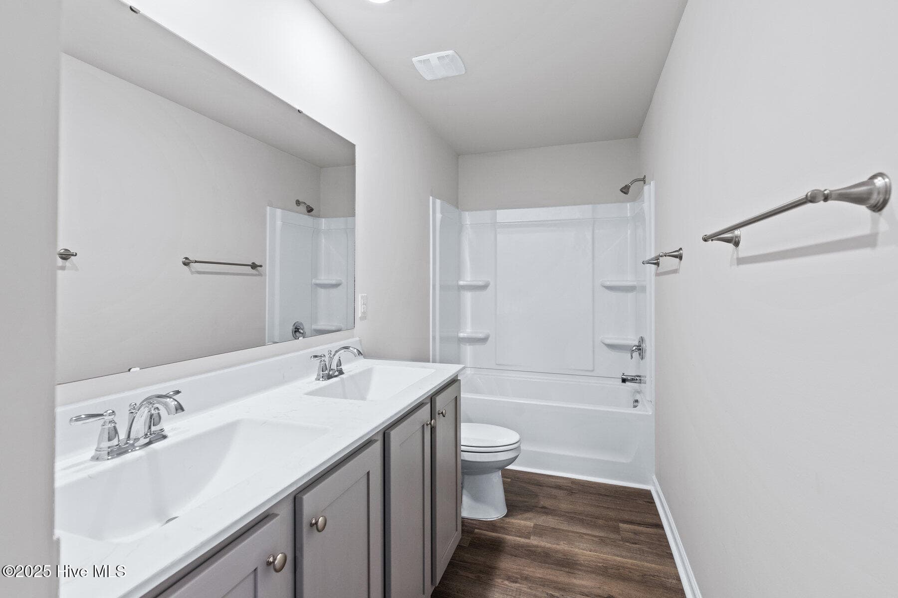 Townhouse at 1508 Dove Shell Way, Wilmington, NC 28405, photo 15 of 25