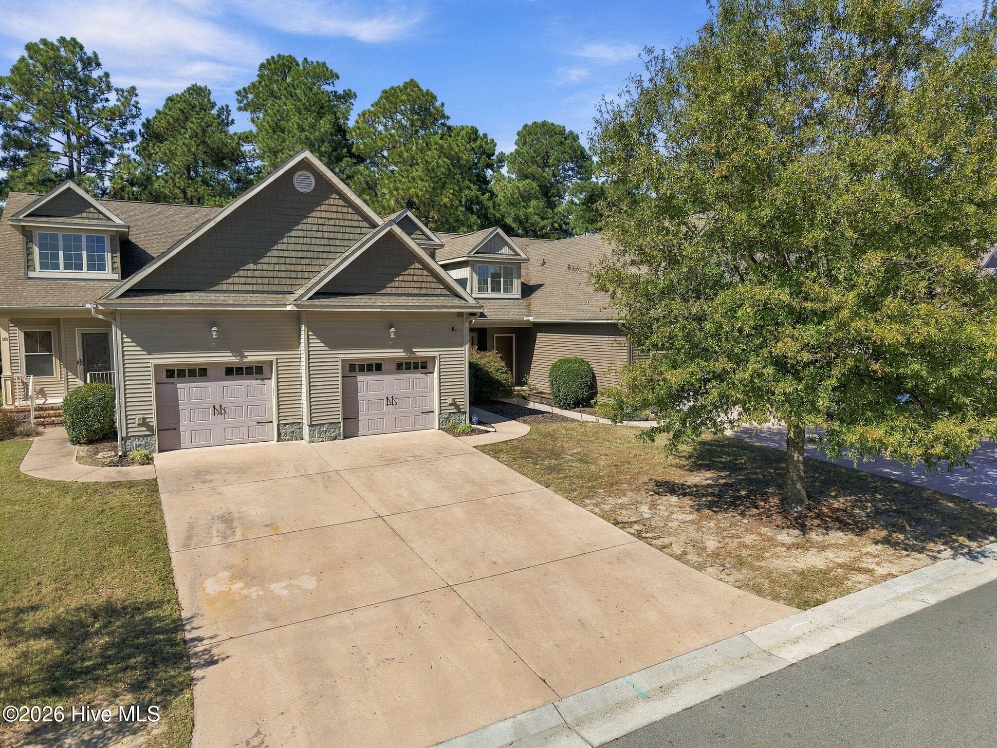 Townhouse at 20 Cypress Circle, Southern Pines, NC 28387, photo 34 of 46