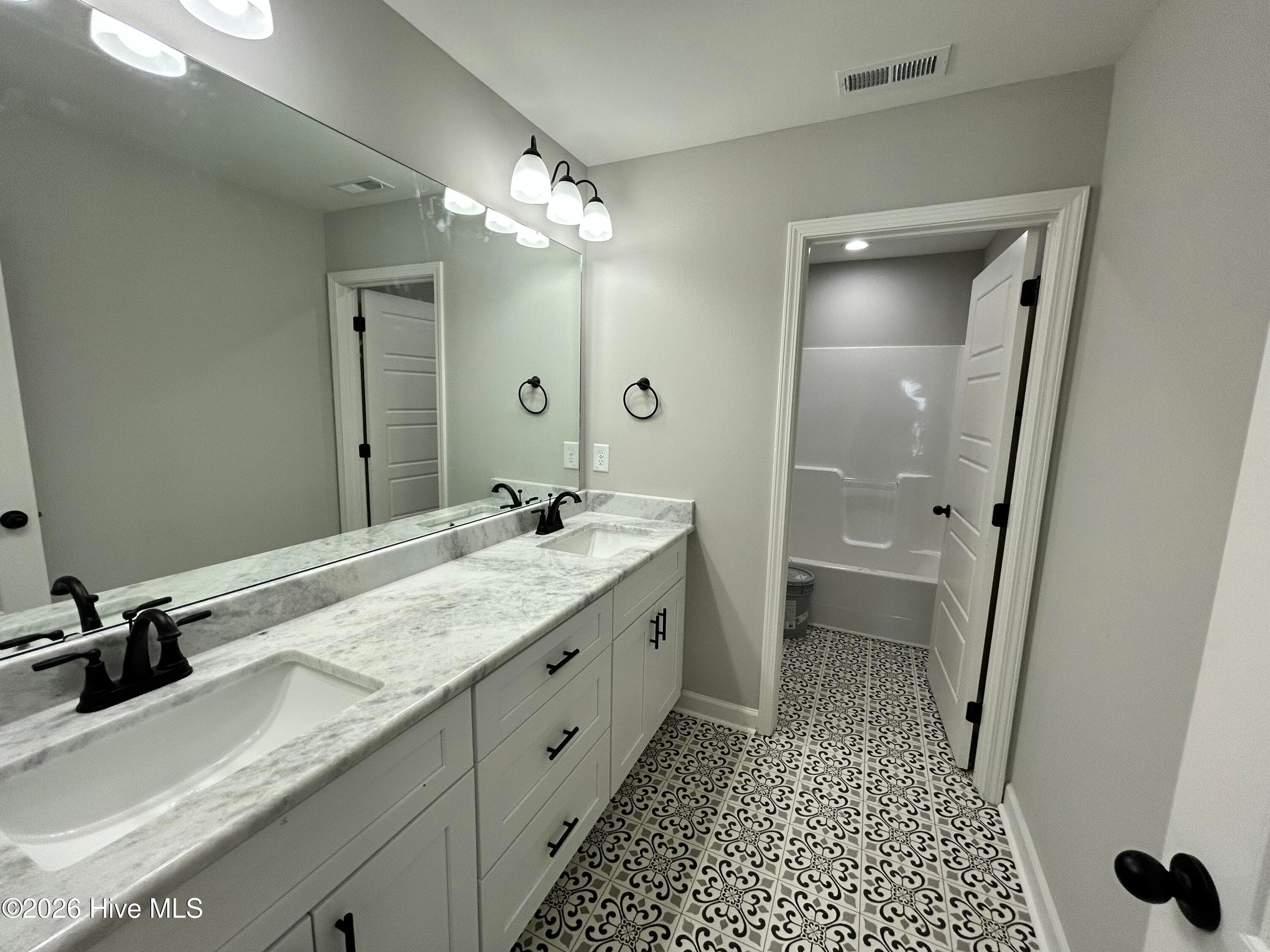 Single Family Residence at 3763 Huntcliff Drive, La Grange, NC 28551, photo 19 of 30