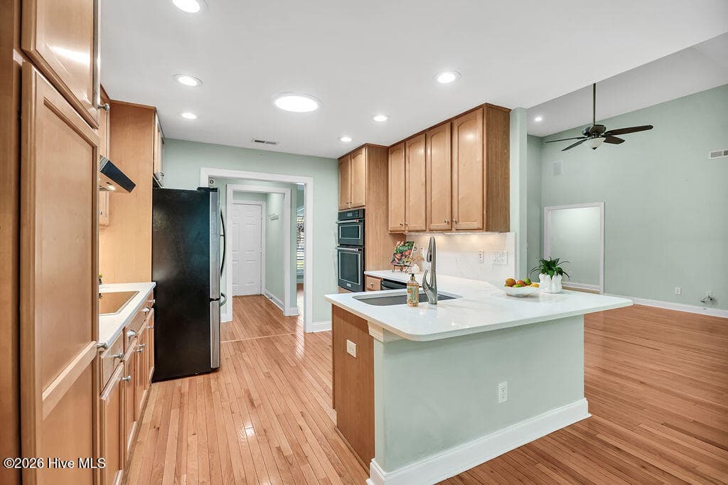 Single Family Residence at 1025 Westport Drive, Leland, NC 28479, photo 16 of 52