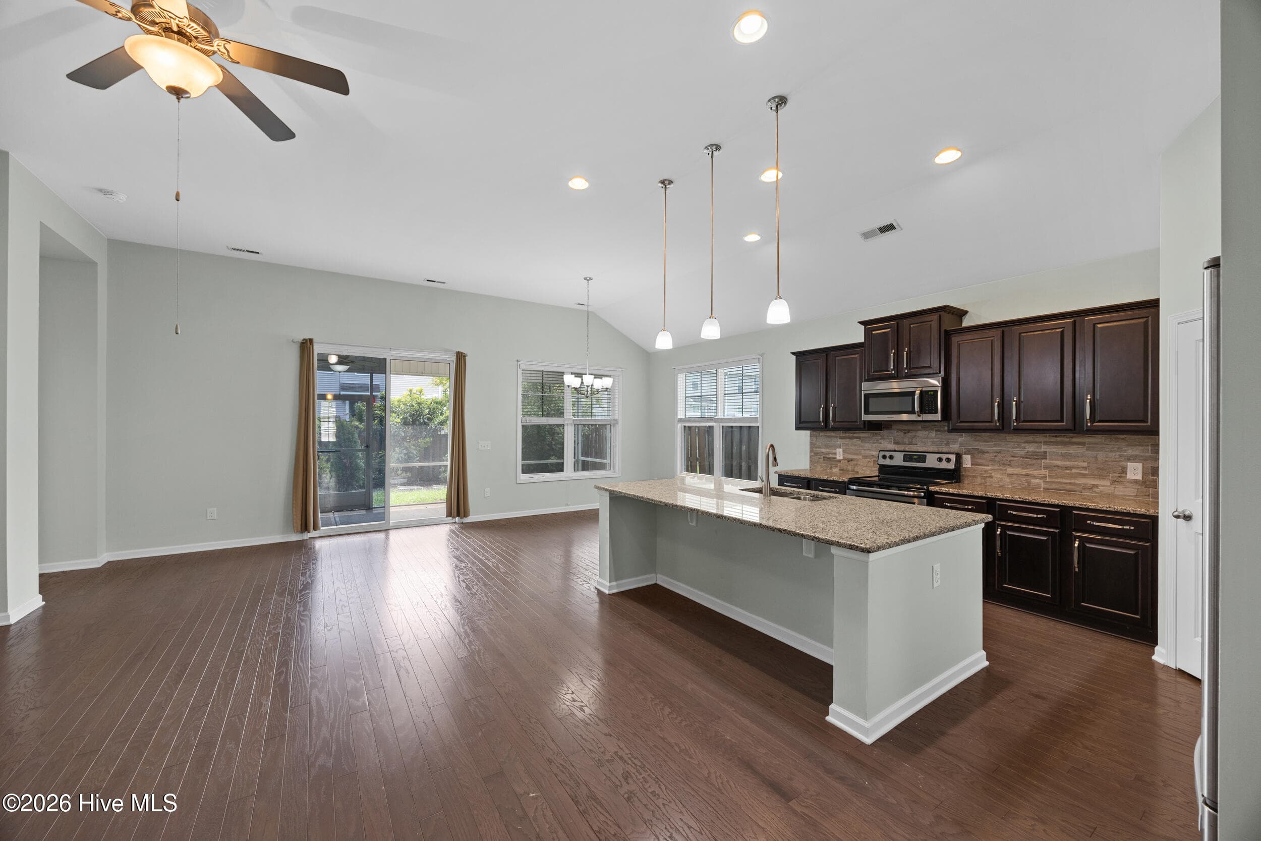 Open Floor Plan - 507 Steele Loop, Wilmington, NC 28411