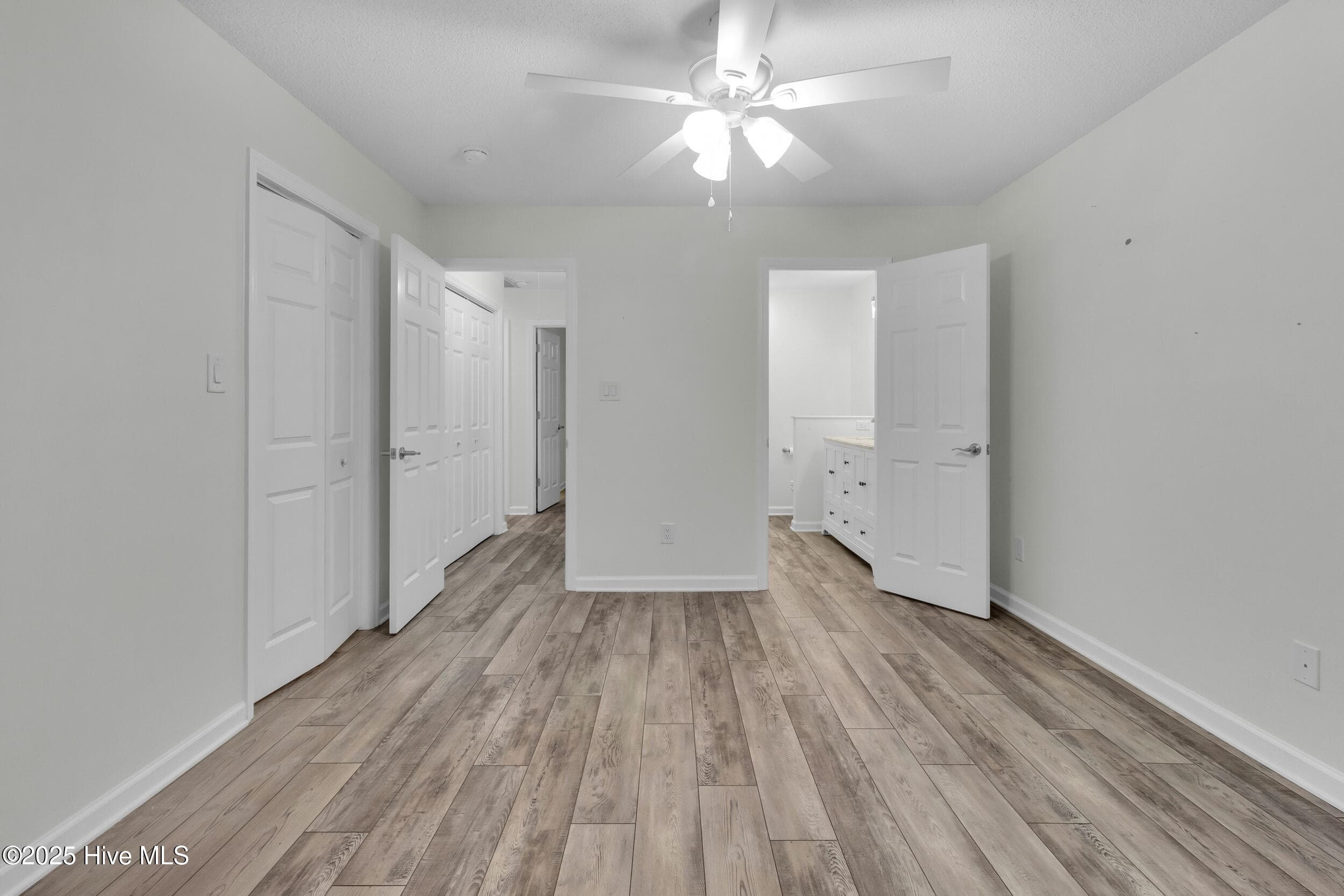 Single Family Residence at 7212 Windward Drive, New Bern, NC 28560, photo 14 of 41