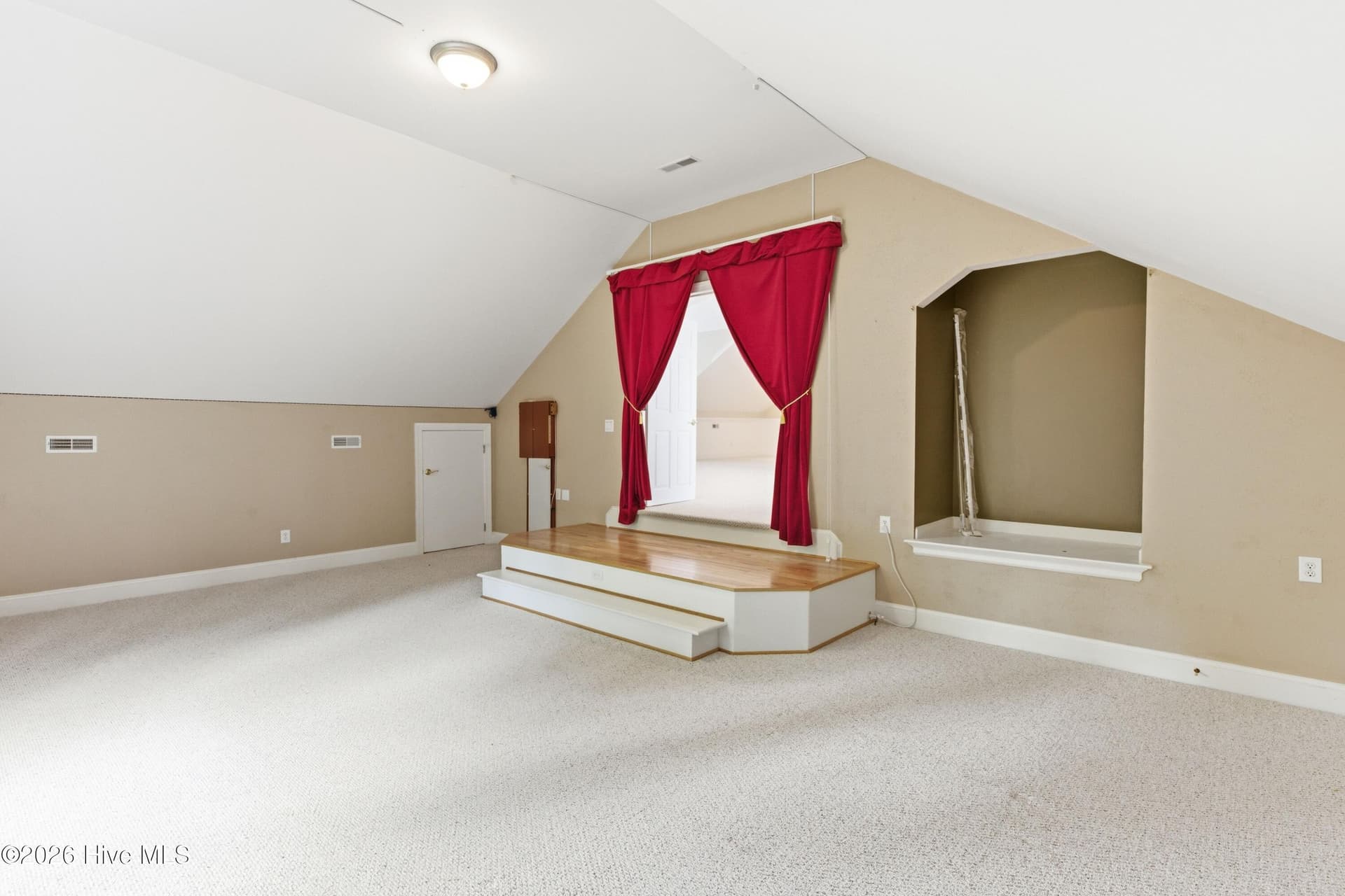 Single Family Residence at 99 Sound View Drive N, Hampstead, NC 28443, photo 70 of 99