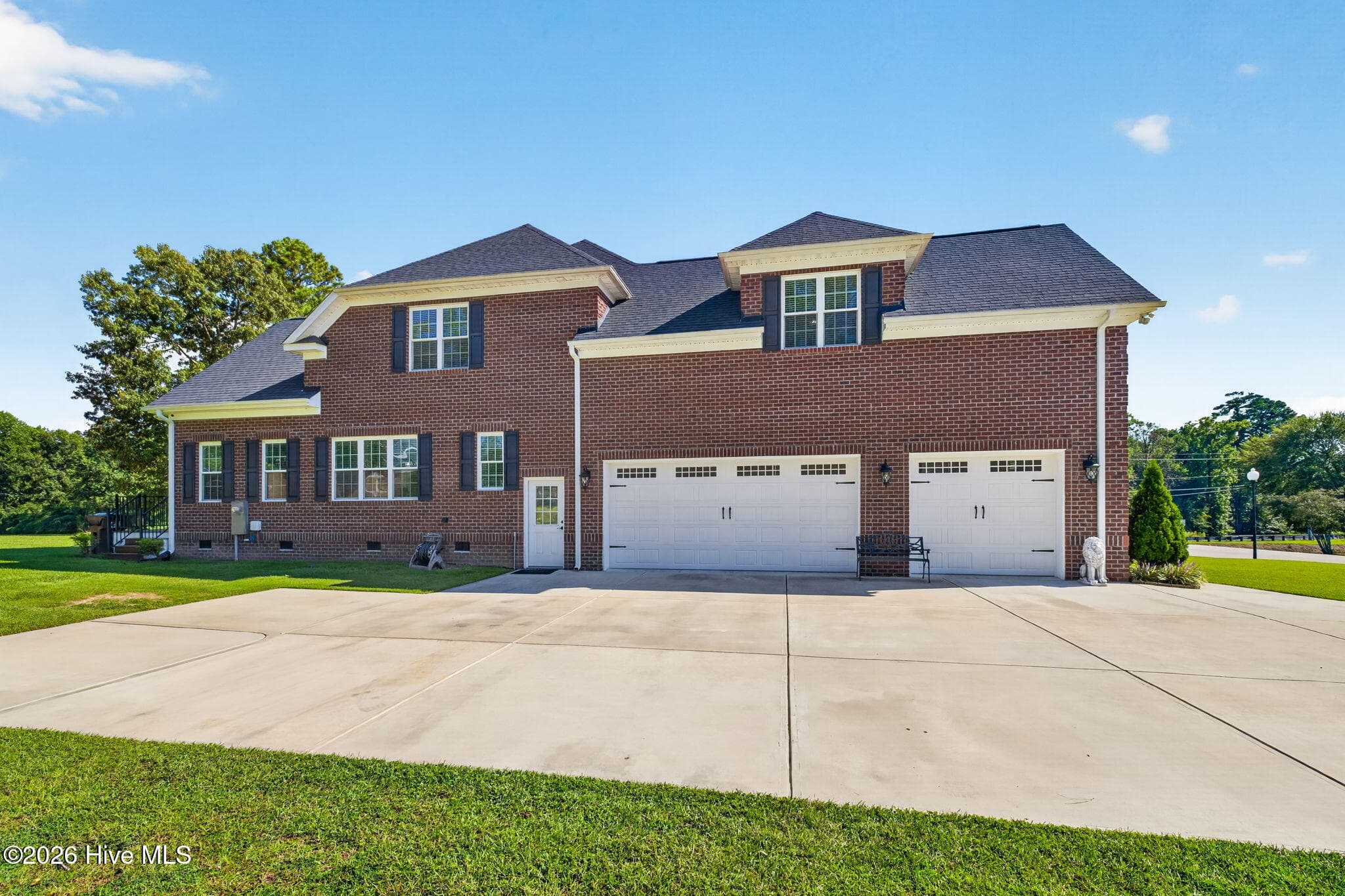 Single Family Residence at 22 Shoreline Drive, Princeton, NC 27569, photo 3 of 62