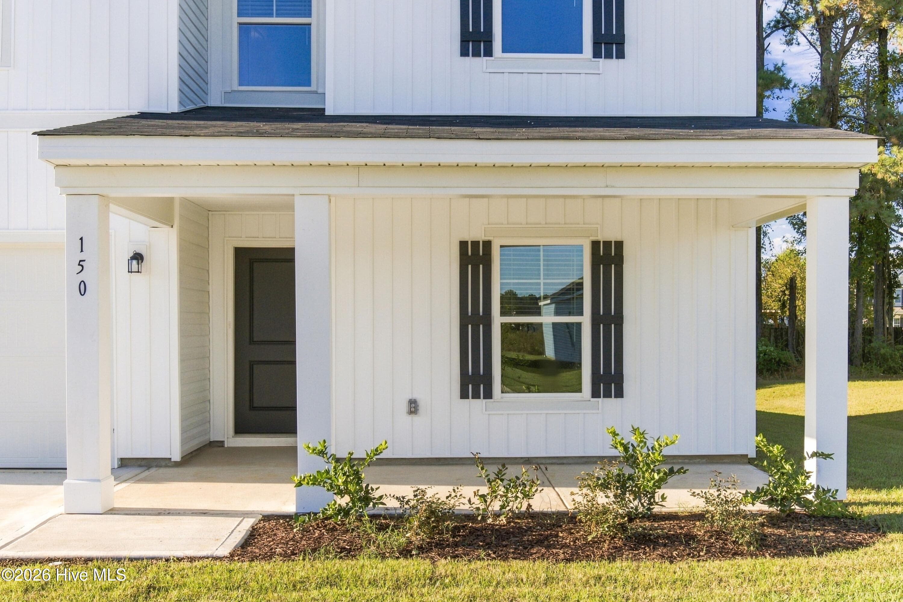 Single Family Residence at 982 Gregory Fork Road, Richlands, NC 28574, photo 4 of 46