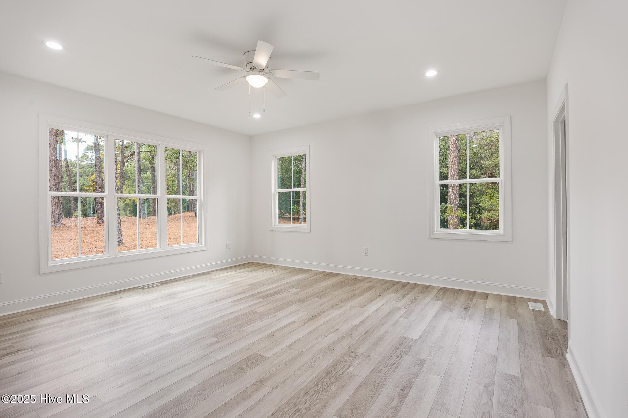 Single Family Residence at 284 Longleaf Drive, West End, NC 27376, photo 12 of 39