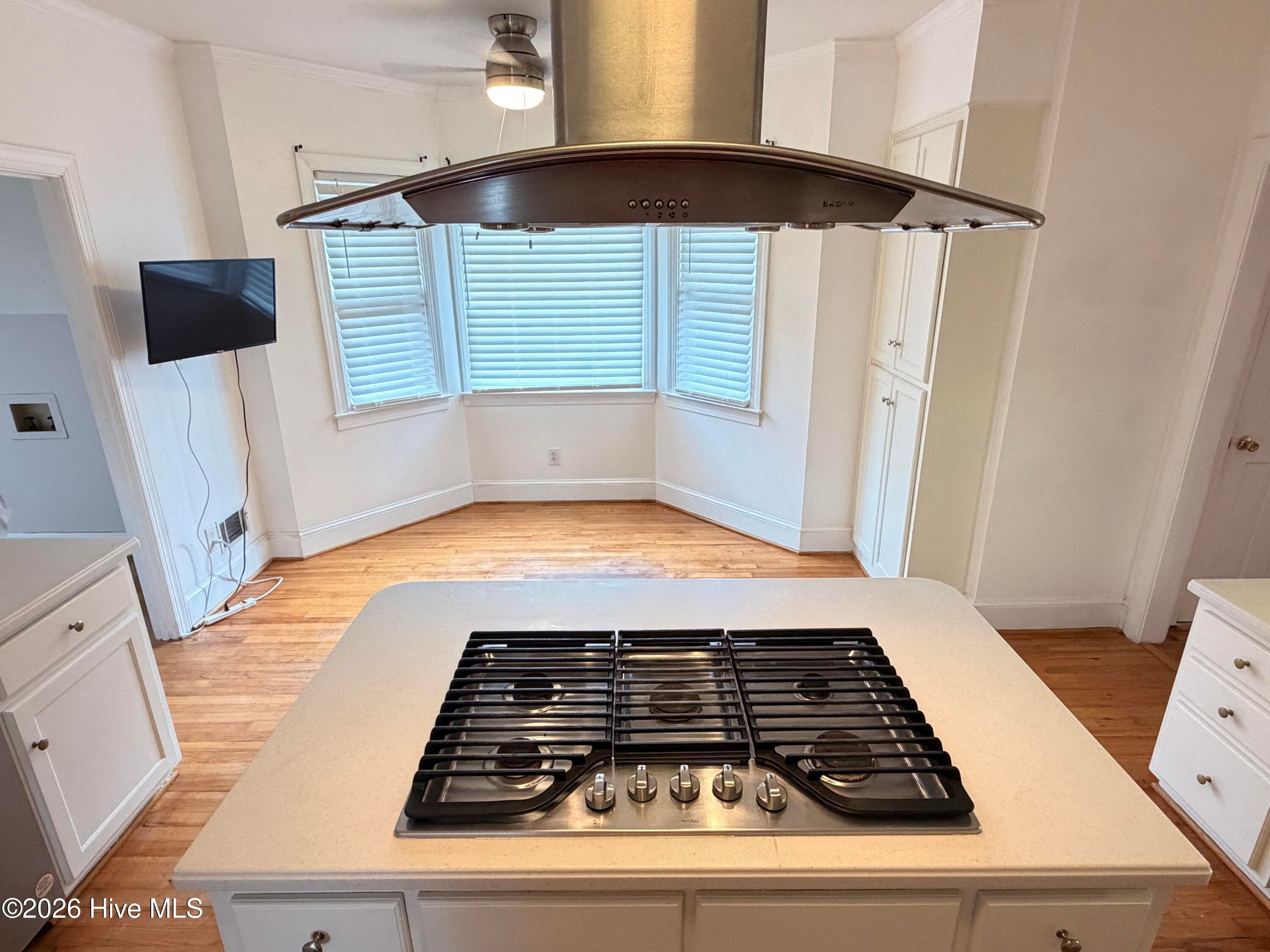 Gas cooktop - 4147 Knollcrest Circle N, Martinez, GA 30907