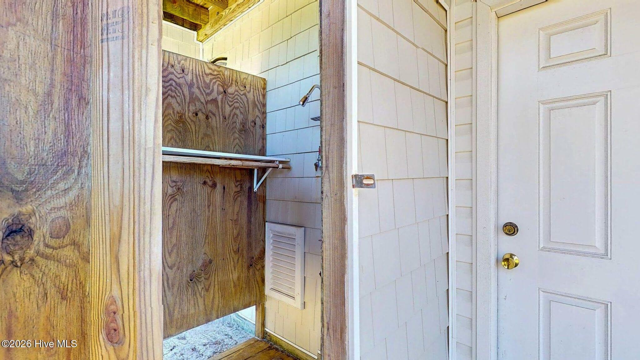 Outdoor shower - 58 N Ridge, Surf City, NC 28445