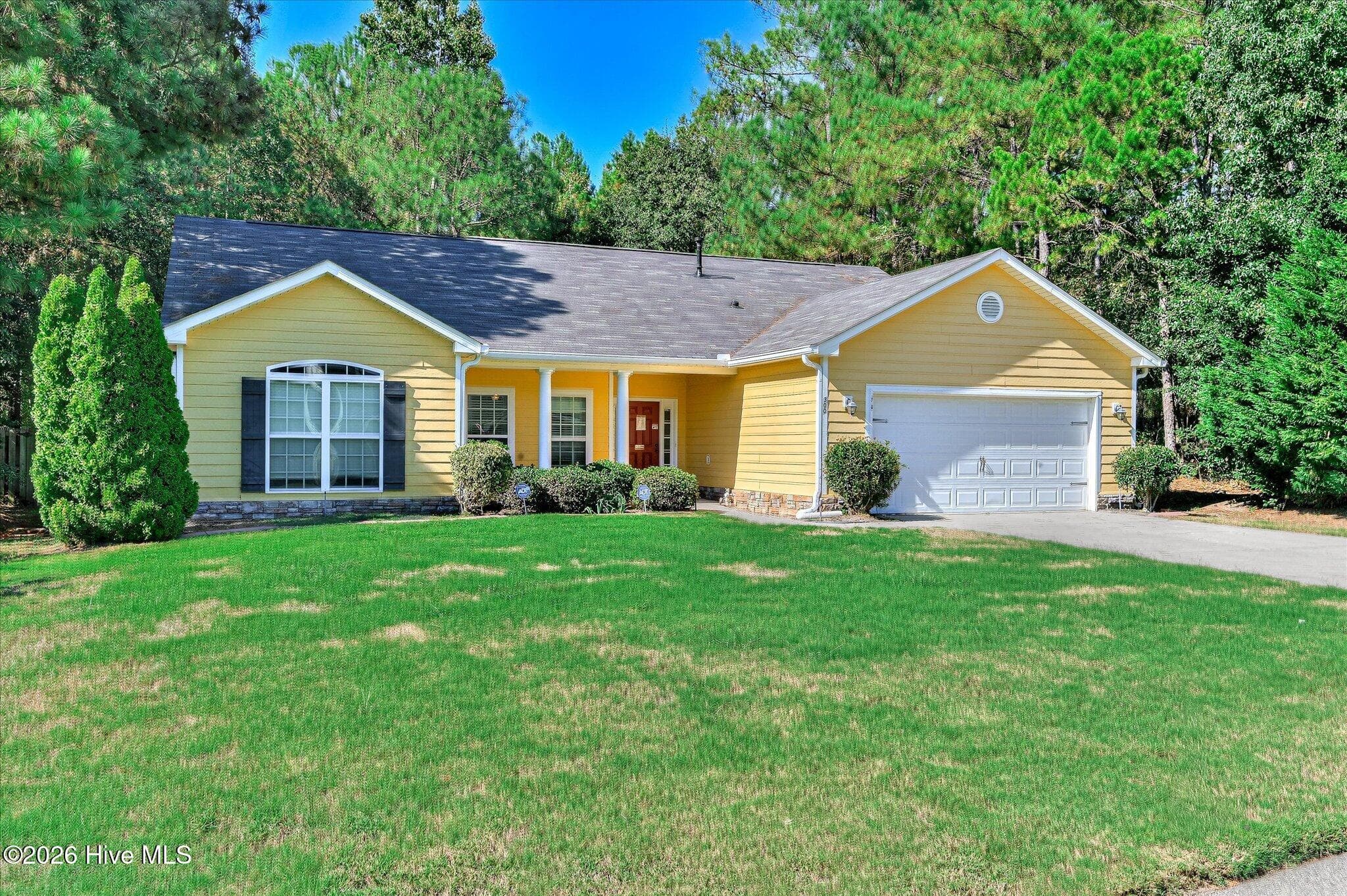 Single Family Residence at 300 Foxchase Circle, North Augusta, SC 29860, photo 3 of 31