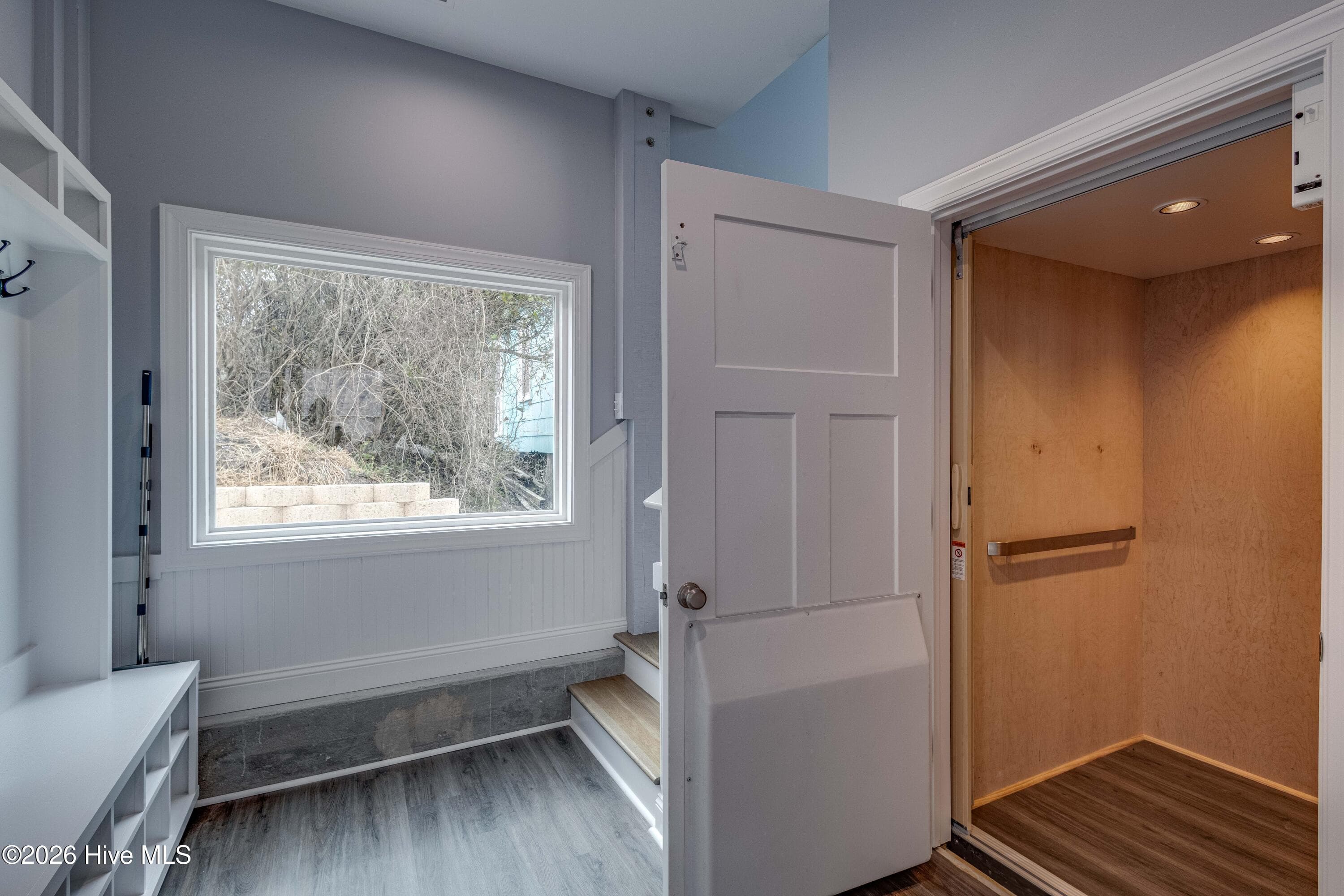 Single Family Residence at 809 N Anderson Boulevard, Topsail Beach, NC 28445, photo 23 of 51