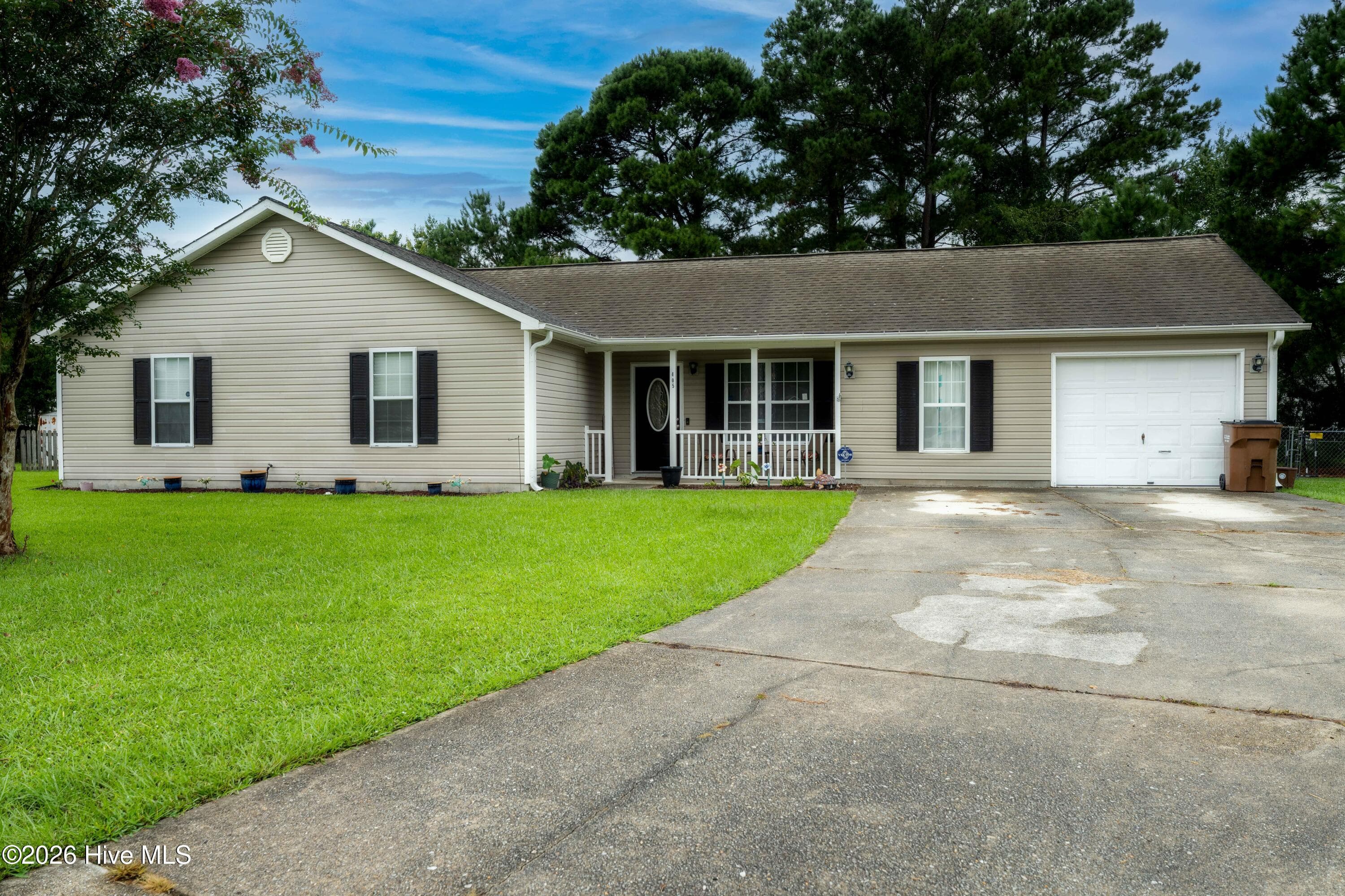 Single Family Residence at 405 Chaps Court, Jacksonville, NC 28546, photo 2 of 71