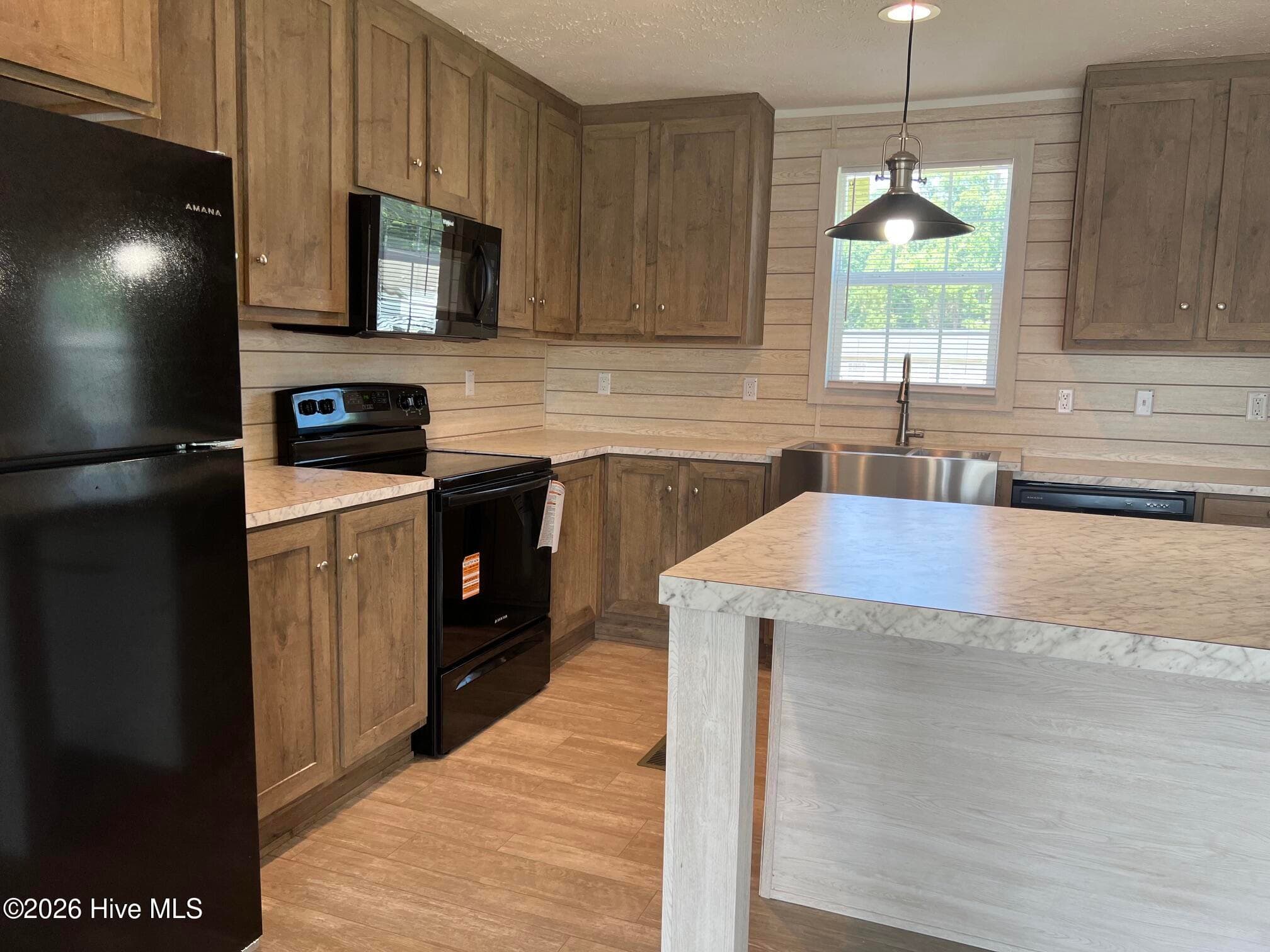 Manufactured Home at 316 Commodore Drive, Rocky Mount, NC 27801, photo 4 of 32