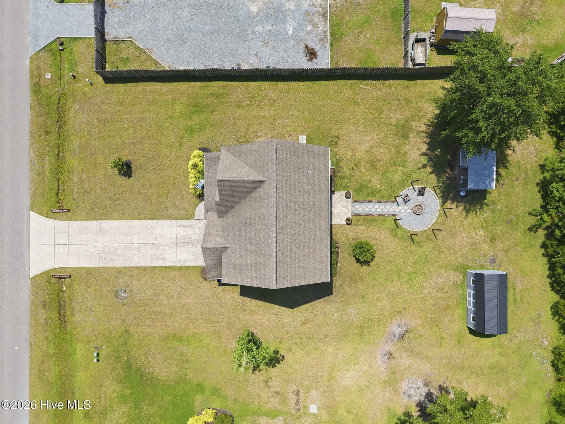 Single Family Residence at 91 W Conolly Court, Hampstead, NC 28443, photo 8 of 44
