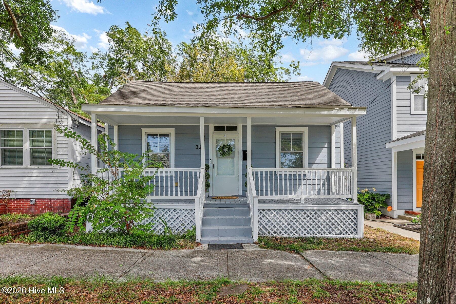Single Family Residence at 321 S 7th Street, Wilmington, NC 28401, photo 3 of 34
