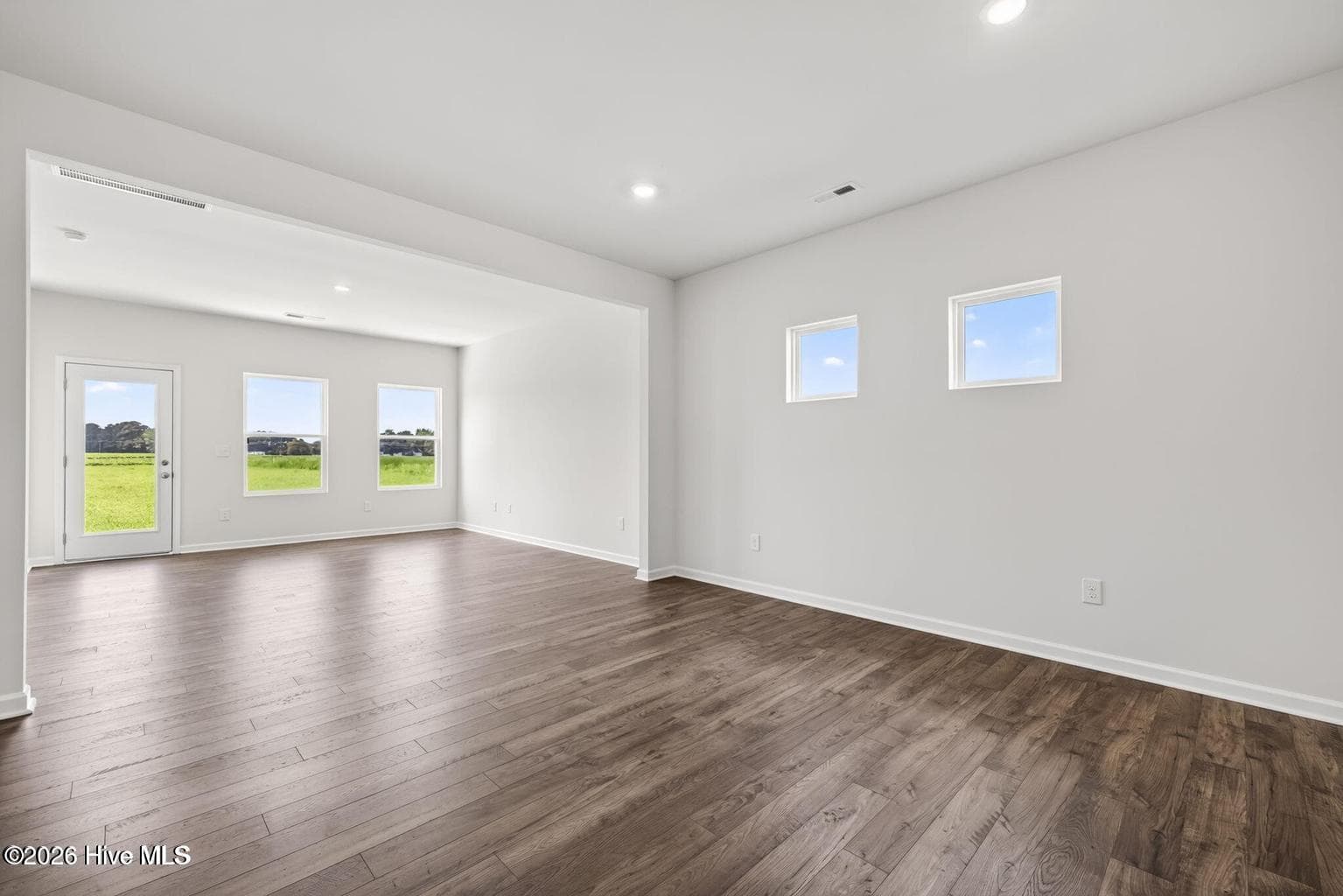 Single Family Residence at 104 Hayes Drive, Pikeville, NC 27863, photo 6 of 8