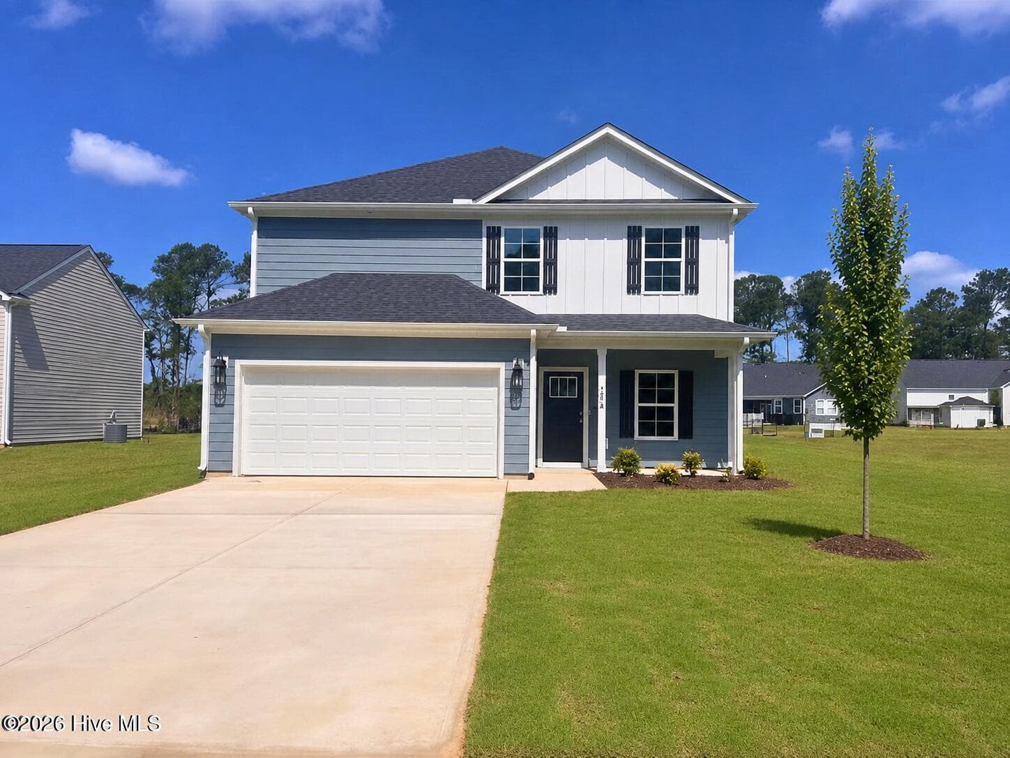 Single Family Residence at 7016 Bayberry Park Drive, New Bern, NC 28562, photo 4 of 21