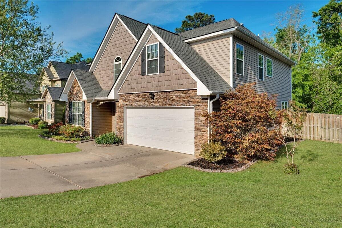 Single Family Residence at 4033 Ellington Drive, Grovetown, GA 30813, photo 2 of 32