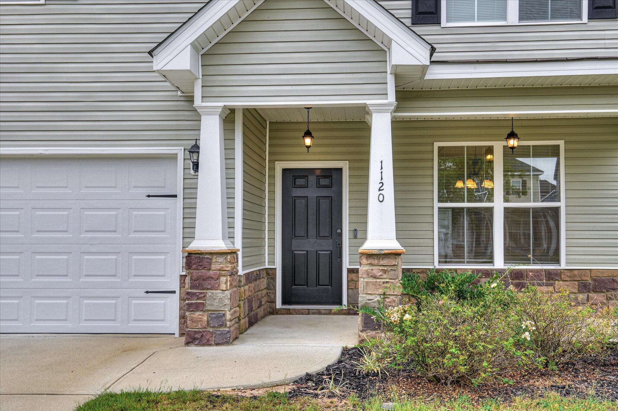 Single Family Residence at 1120 George W Crawford Drive, Augusta, GA 30909, photo 5 of 45