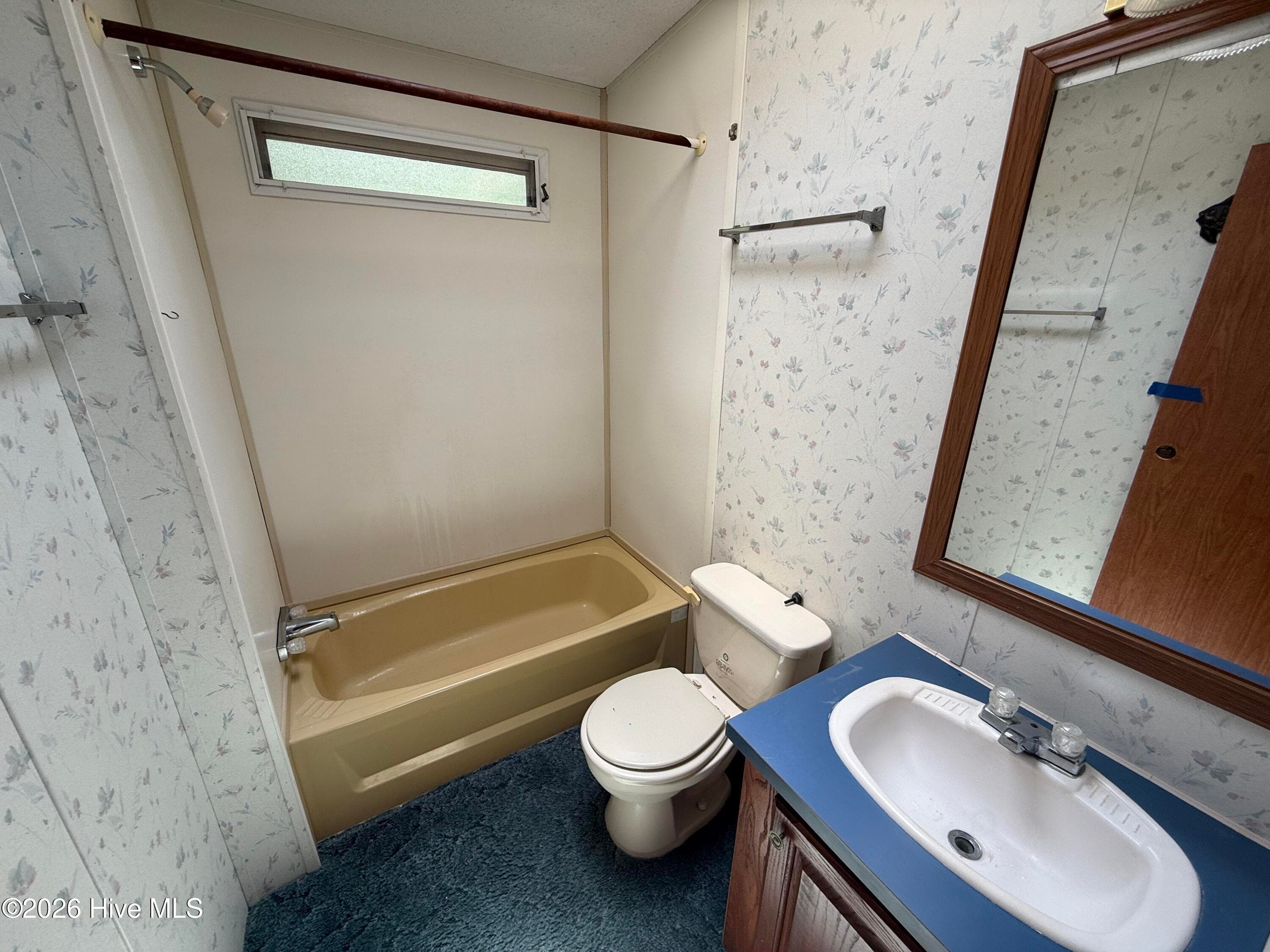 Manufactured Home at 9534 Us Highway 701 Highway, Elizabethtown, NC 28337, photo 15 of 19