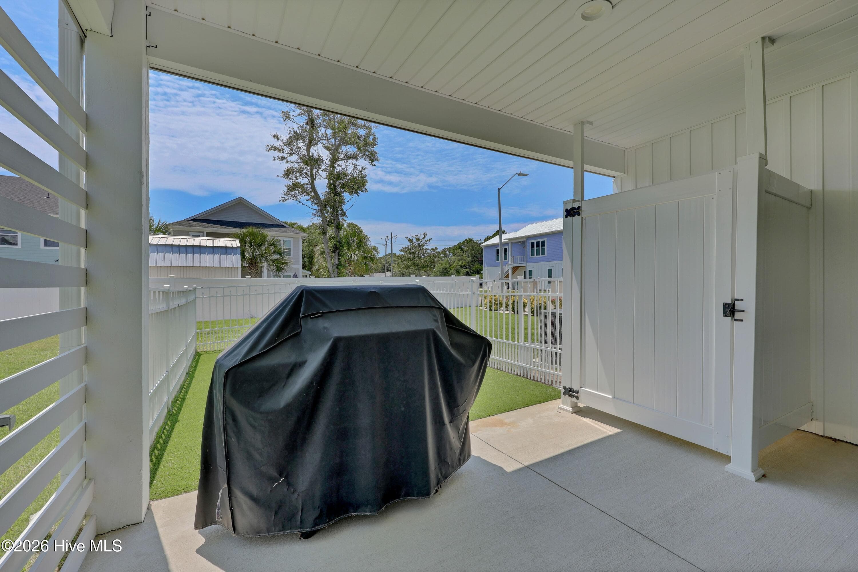 Single Family Residence at 309 Ivy Lane, Carolina Beach, NC 28428, photo 42 of 74