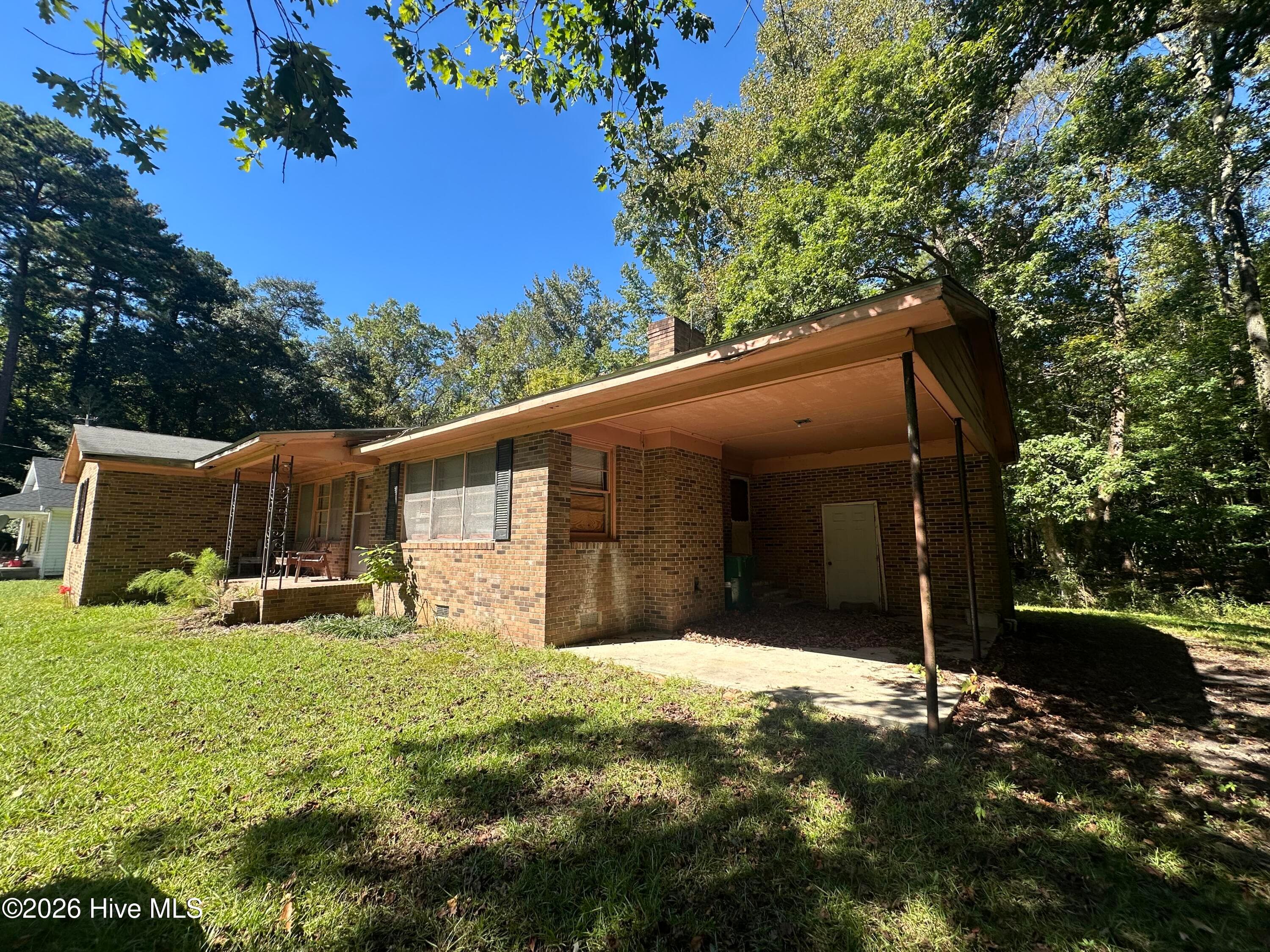 Single Family Residence at 13901 Us Highway 64, Williamston, NC 27892, photo 4 of 25