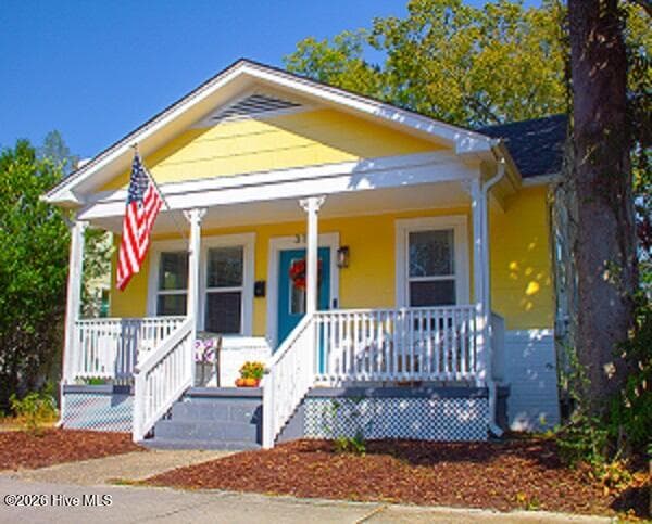 Single Family Residence at 311 S 7th Street, Wilmington, NC 28401, photo 2 of 18