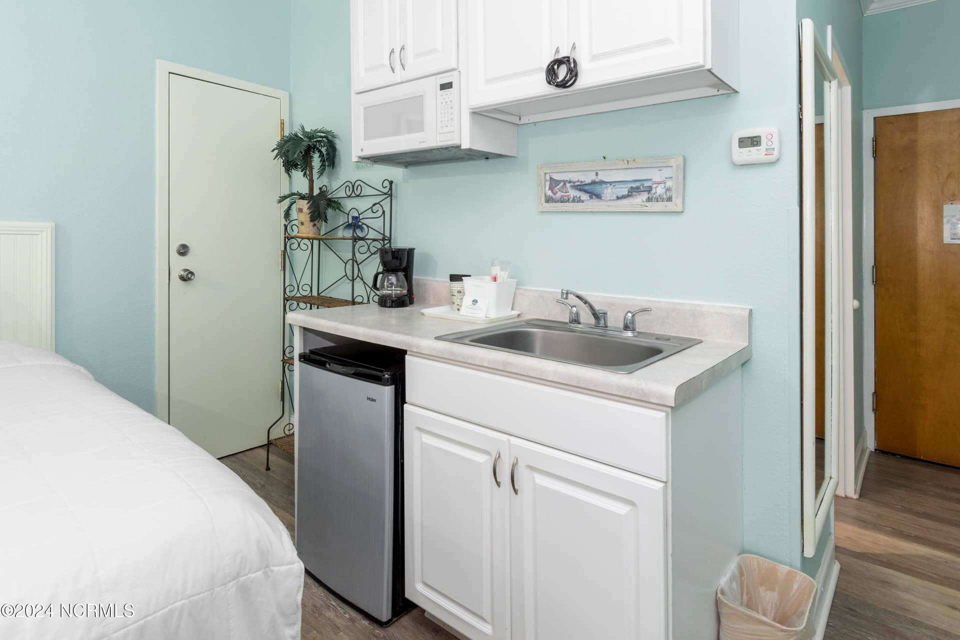 602 W Fort Macon Road 139, Atlantic Beach, NC 28512