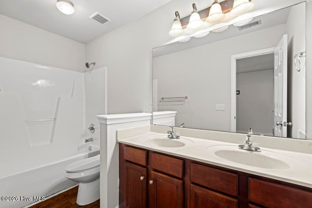 Single Family Residence at 201 Old Millstone Court, Sneads Ferry, NC 28460, photo 36 of 86