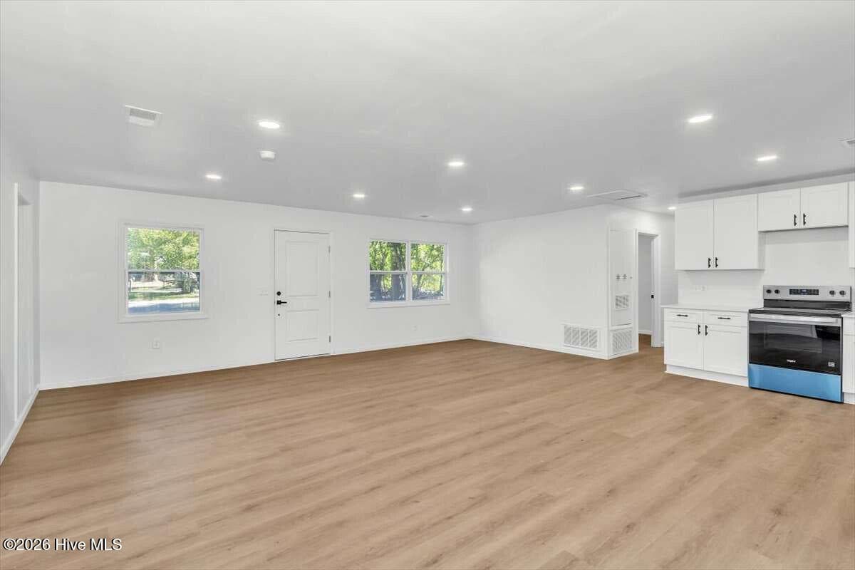 Single Family Residence at 2274 Darlington Drive, Augusta, GA 30904, photo 3 of 28
