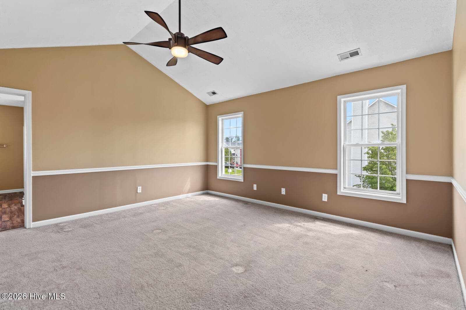 Single Family Residence at 101 New Castle Drive, Jacksonville, NC 28540, photo 23 of 33