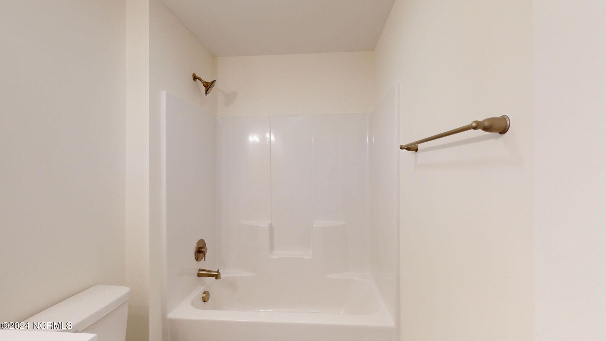 Townhouse at 2001 Newbury Way D, Greenville, NC 27834, photo 71 of 109