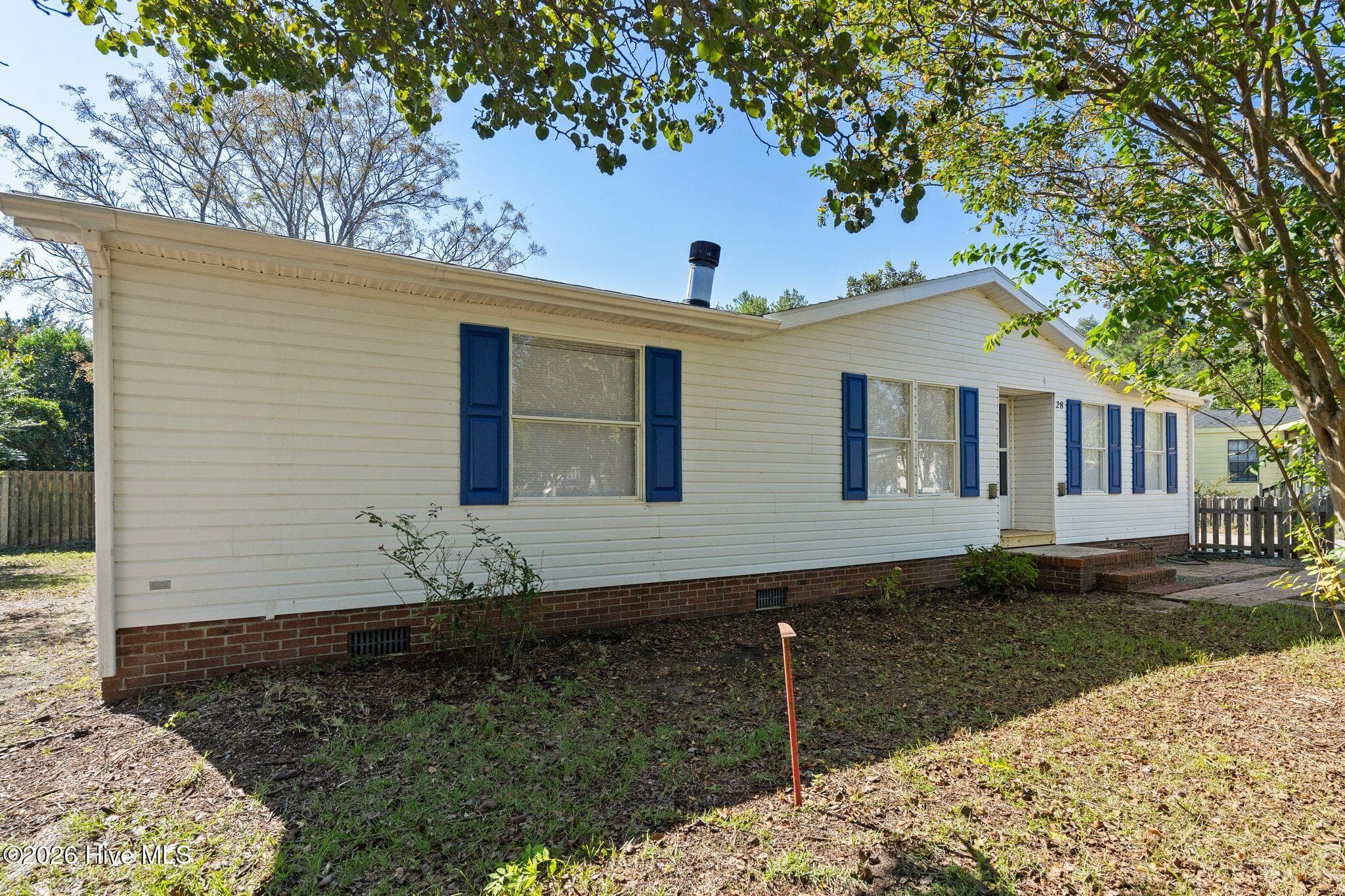 Manufactured Home at 6140 Carolina Beach Road Trlr 28, Wilmington, NC 28412, photo 5 of 54
