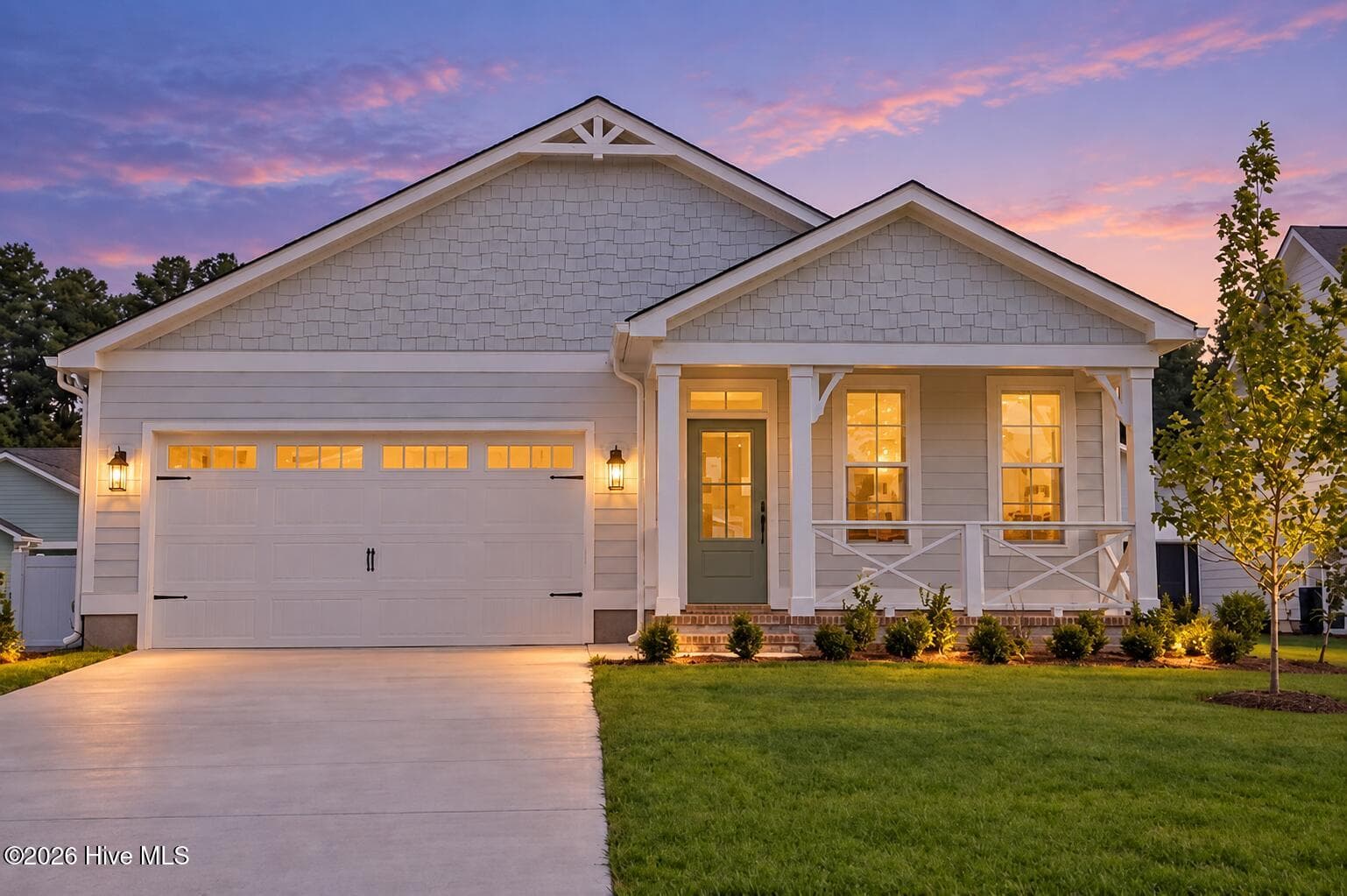 Single Family Residence at 1015 Brighton Drive, New Bern, NC 28562, photo 5 of 47