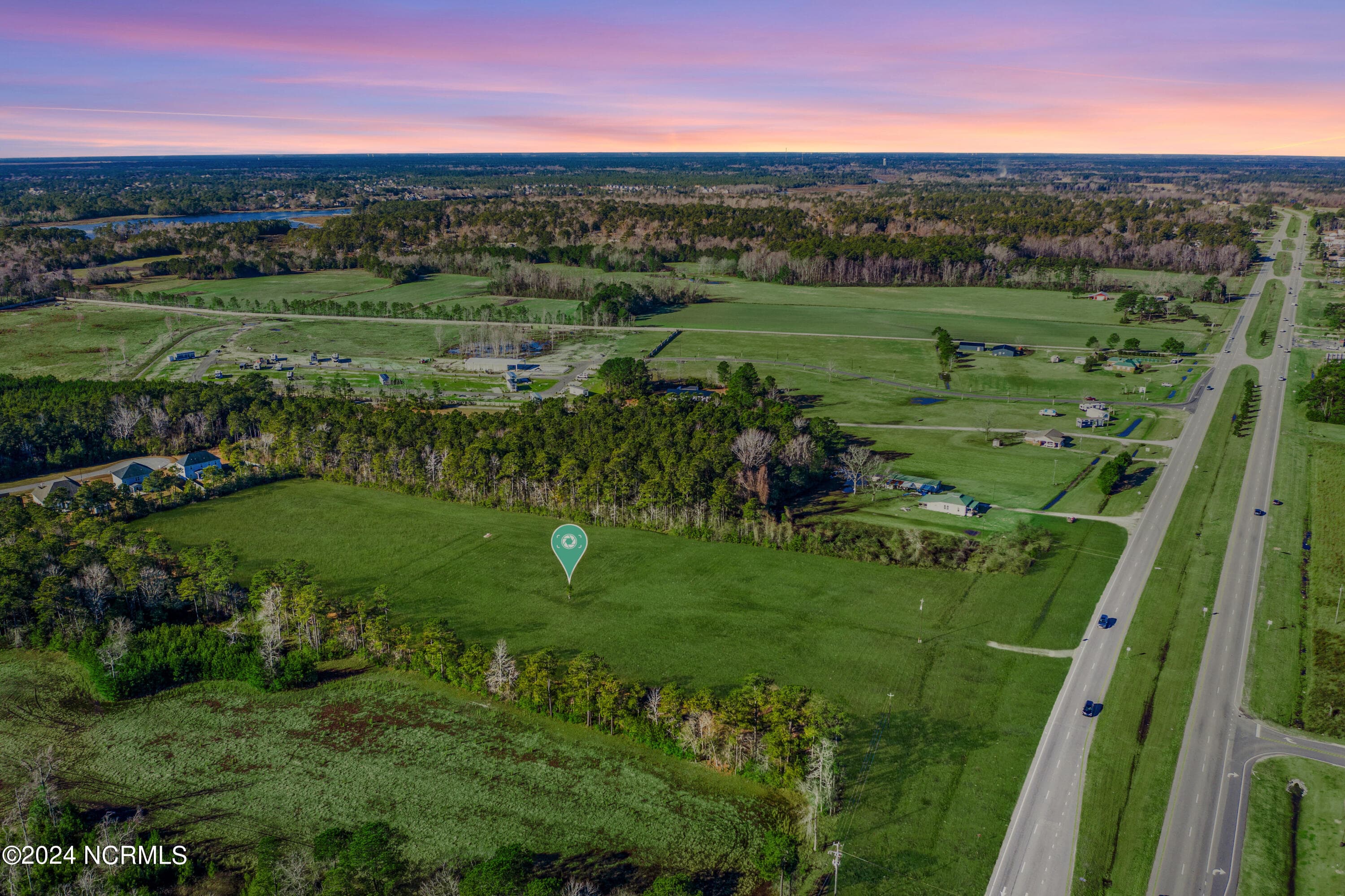 Industrial at 4178 Freedom Way, Hubert, NC 28539, photo 4 of 14