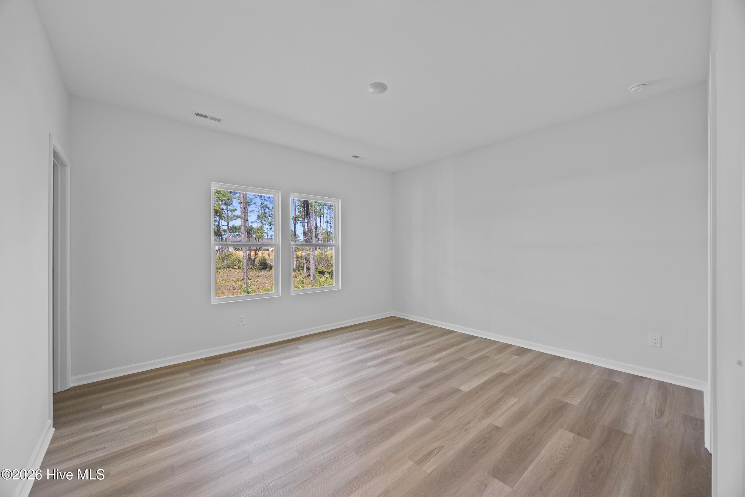 Single Family Residence at 910 Parkway Road, Boiling Spring Lakes, NC 28461, photo 10 of 34